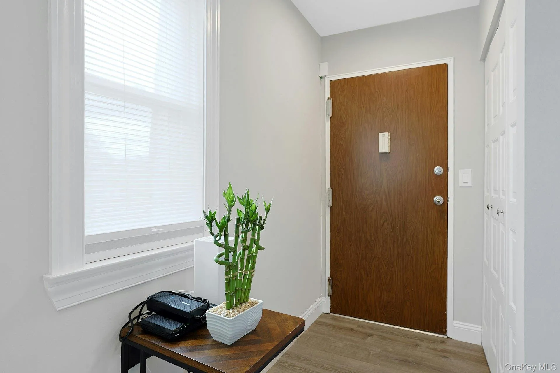 6 Crescent Drive, Haverstraw, NY, 1 Bedroom Bedrooms, 4 Rooms Rooms,1 BathroomBathrooms,Residential,For Rent,Crescent,0,1013225 6 Crescent Drive, Haverstraw, NY, 1 Bedroom Bedrooms, 4 Rooms Rooms,1 BathroomBathrooms,Residential,For Rent,Crescent,0,1013225
