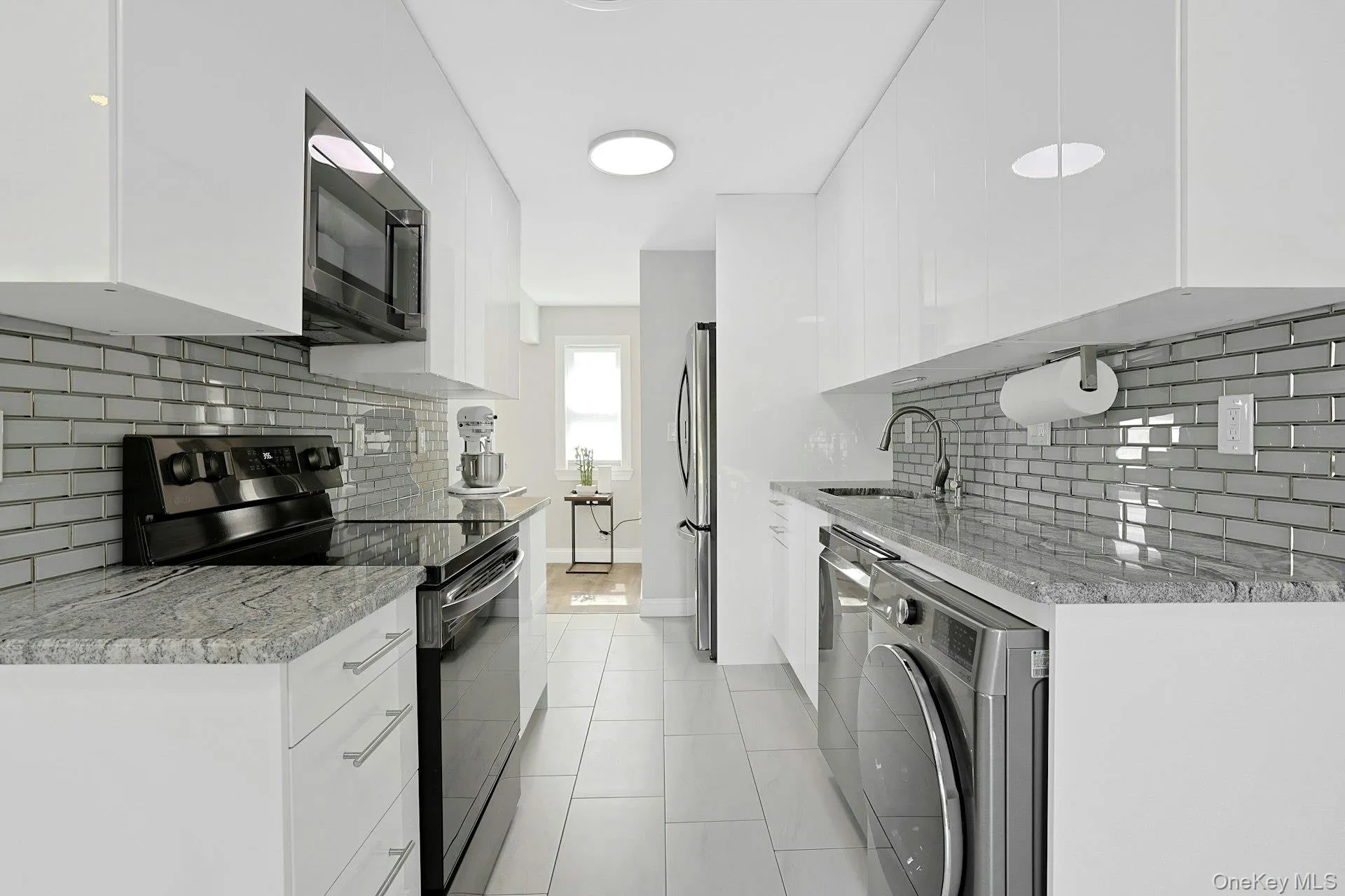 6 Crescent Drive, Haverstraw, NY, 1 Bedroom Bedrooms, 4 Rooms Rooms,1 BathroomBathrooms,Residential,For Rent,Crescent,0,1013225 6 Crescent Drive, Haverstraw, NY, 1 Bedroom Bedrooms, 4 Rooms Rooms,1 BathroomBathrooms,Residential,For Rent,Crescent,0,1013225