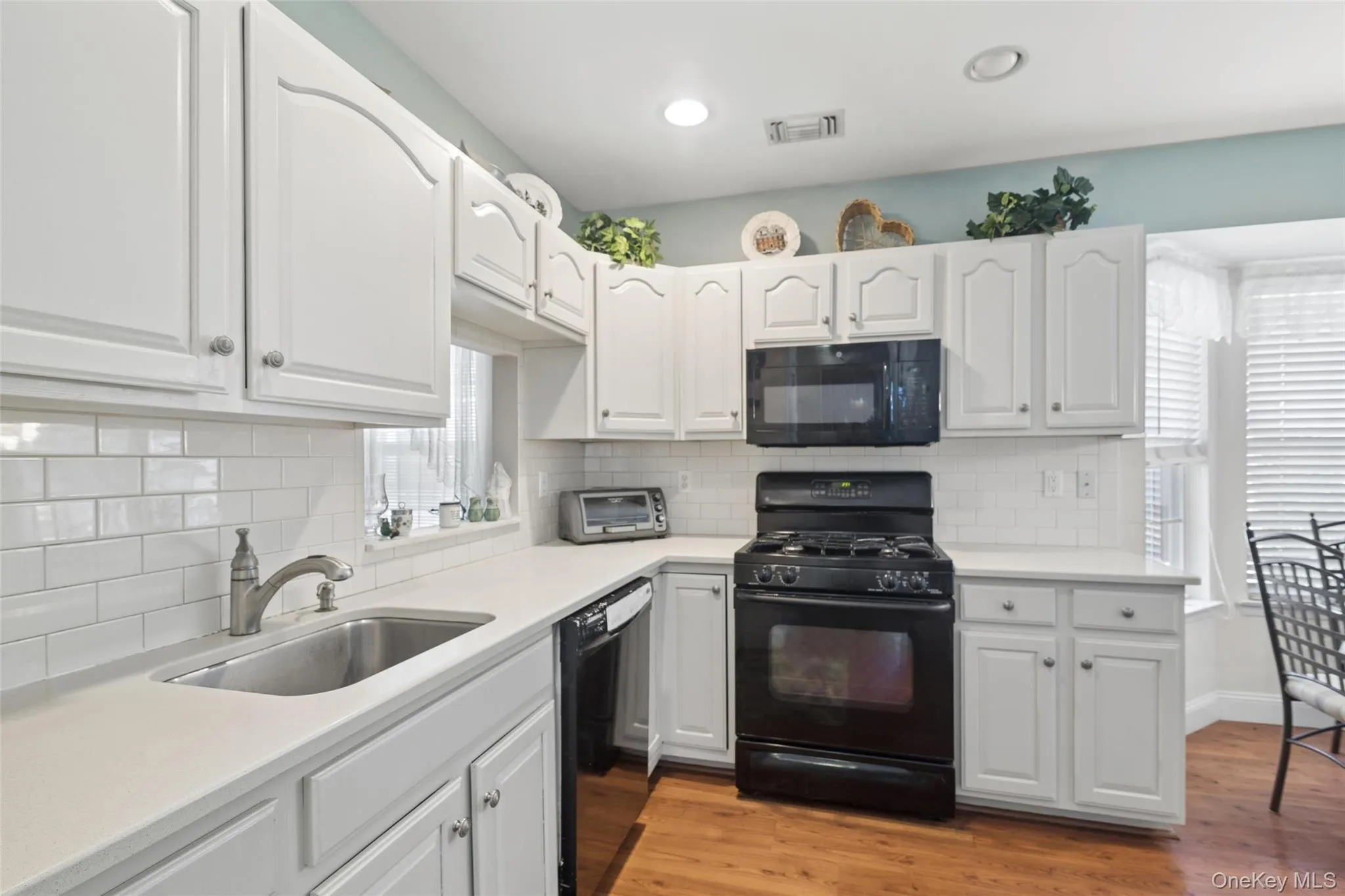 621 Spring Lake Drive, Brookhaven, NY, 2 Bedrooms Bedrooms, 8 Rooms Rooms,2 BathroomsBathrooms,Residential,For Rent,Spring Lake,0,1013228 621 Spring Lake Drive, Brookhaven, NY, 2 Bedrooms Bedrooms, 8 Rooms Rooms,2 BathroomsBathrooms,Residential,For Rent,Spring Lake,0,1013228