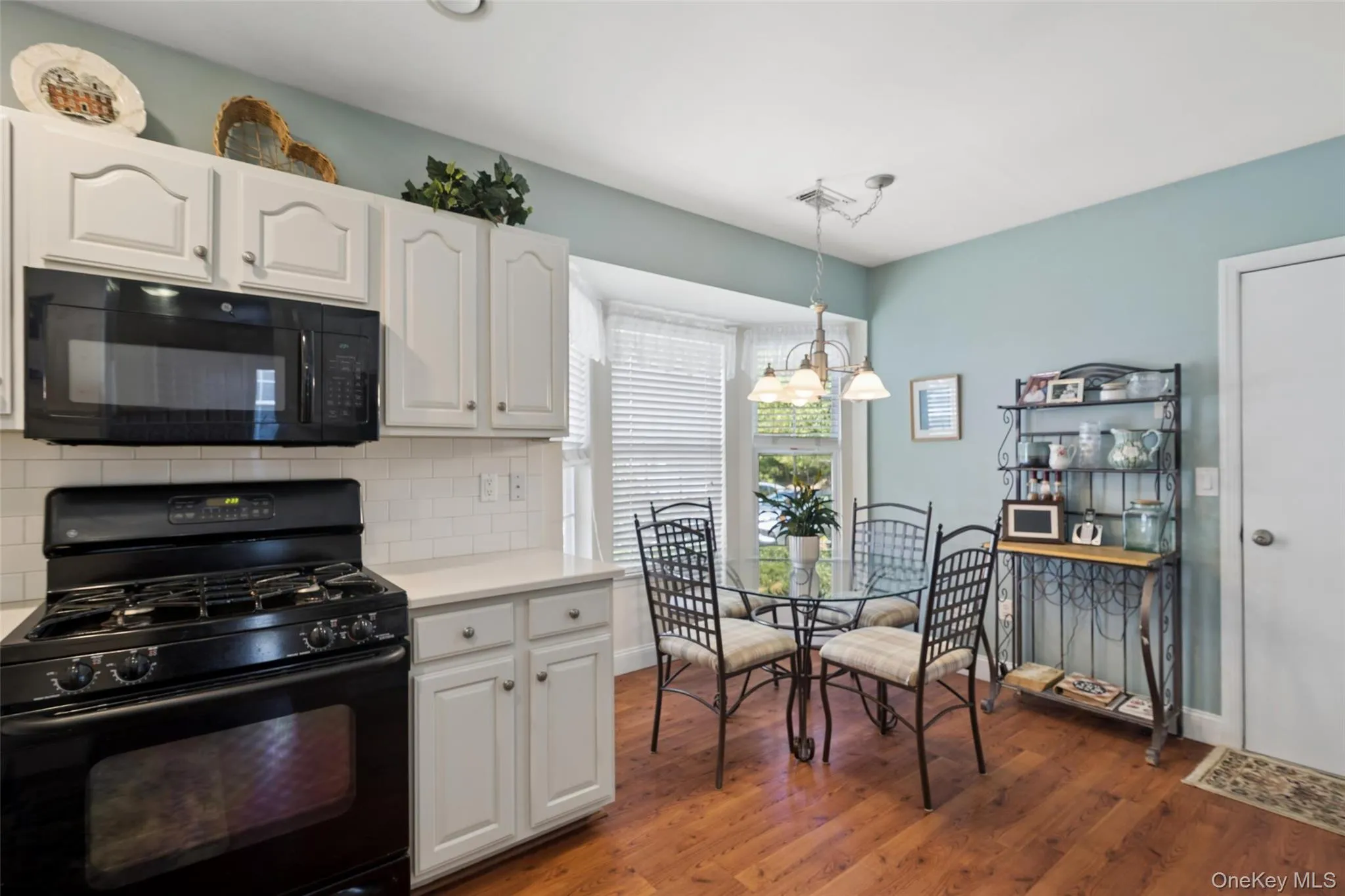 621 Spring Lake Drive, Brookhaven, NY, 2 Bedrooms Bedrooms, 8 Rooms Rooms,2 BathroomsBathrooms,Residential,For Rent,Spring Lake,0,1013228 621 Spring Lake Drive, Brookhaven, NY, 2 Bedrooms Bedrooms, 8 Rooms Rooms,2 BathroomsBathrooms,Residential,For Rent,Spring Lake,0,1013228