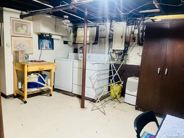 11515 Babbage Street, New York, NY, 3 Bedrooms Bedrooms, 7 Rooms Rooms,2 BathroomsBathrooms,Residential,For Rent,Babbage,0,1013230 11515 Babbage Street, New York, NY, 3 Bedrooms Bedrooms, 7 Rooms Rooms,2 BathroomsBathrooms,Residential,For Rent,Babbage,0,1013230
