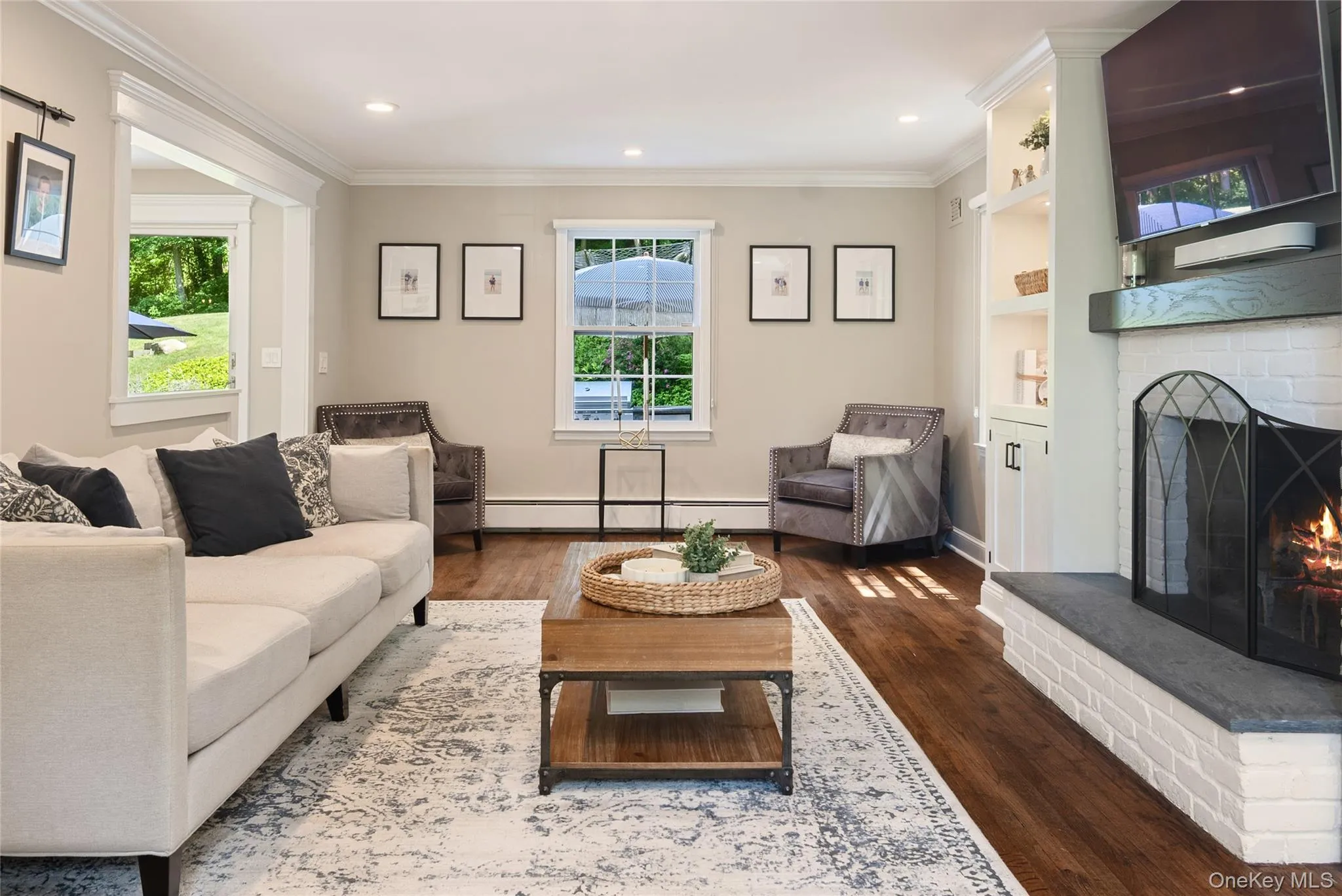 14 Briarwood Lane, Mount Pleasant, NY, 4 Bedrooms Bedrooms, 8 Rooms Rooms,2 BathroomsBathrooms,Residential,For Rent,Briarwood,0,KEY1013231 14 Briarwood Lane, Mount Pleasant, NY, 4 Bedrooms Bedrooms, 8 Rooms Rooms,2 BathroomsBathrooms,Residential,For Rent,Briarwood,0,KEY1013231