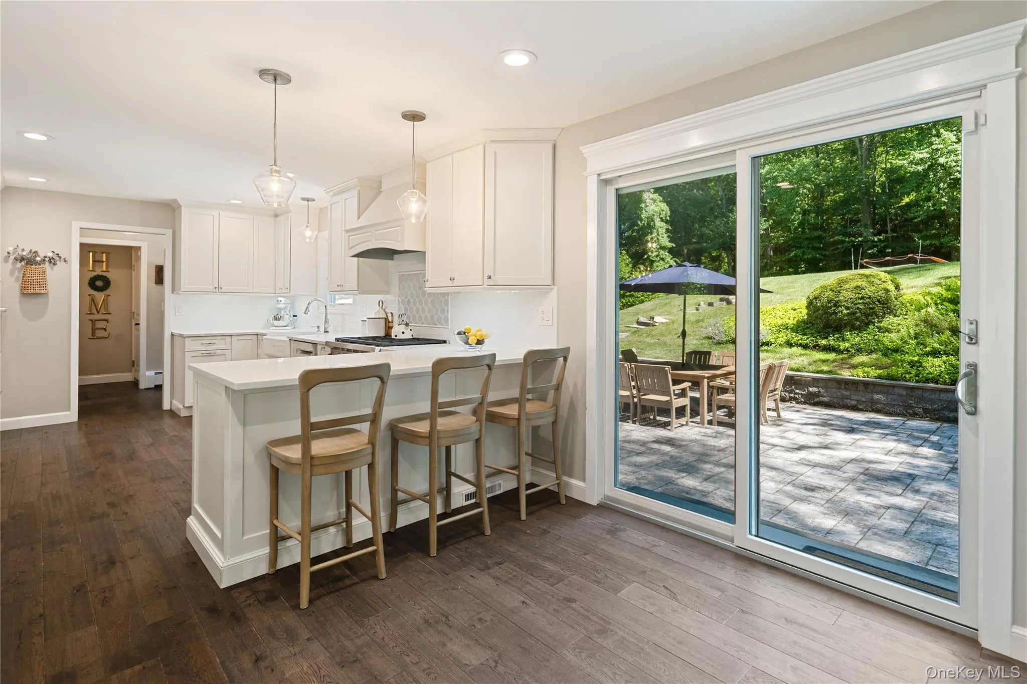 14 Briarwood Lane, Mount Pleasant, NY, 4 Bedrooms Bedrooms, 8 Rooms Rooms,2 BathroomsBathrooms,Residential,For Rent,Briarwood,0,KEY1013231 14 Briarwood Lane, Mount Pleasant, NY, 4 Bedrooms Bedrooms, 8 Rooms Rooms,2 BathroomsBathrooms,Residential,For Rent,Briarwood,0,KEY1013231