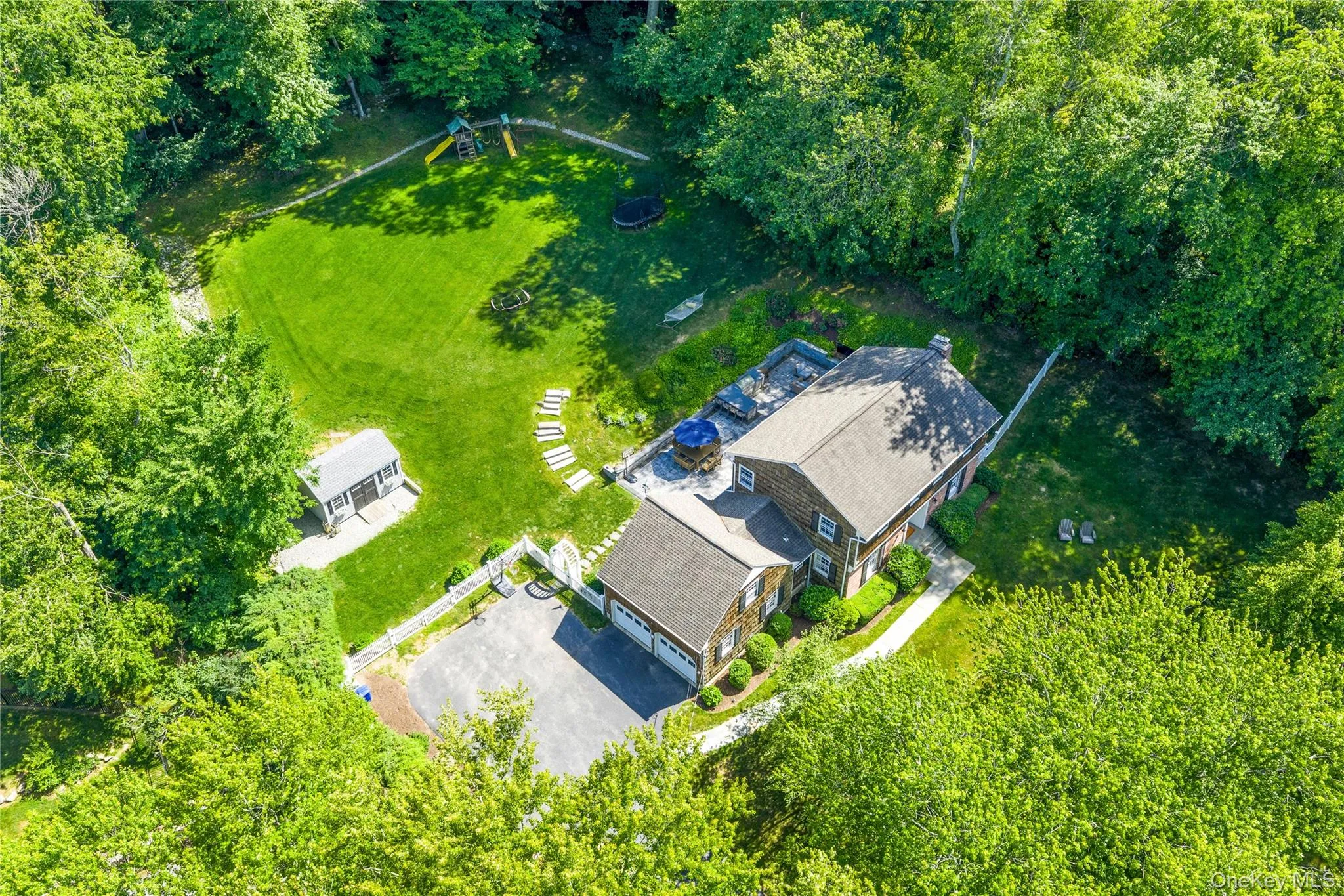 14 Briarwood Lane, Mount Pleasant, NY, 4 Bedrooms Bedrooms, 8 Rooms Rooms,2 BathroomsBathrooms,Residential,For Rent,Briarwood,0,KEY1013231 14 Briarwood Lane, Mount Pleasant, NY, 4 Bedrooms Bedrooms, 8 Rooms Rooms,2 BathroomsBathrooms,Residential,For Rent,Briarwood,0,KEY1013231