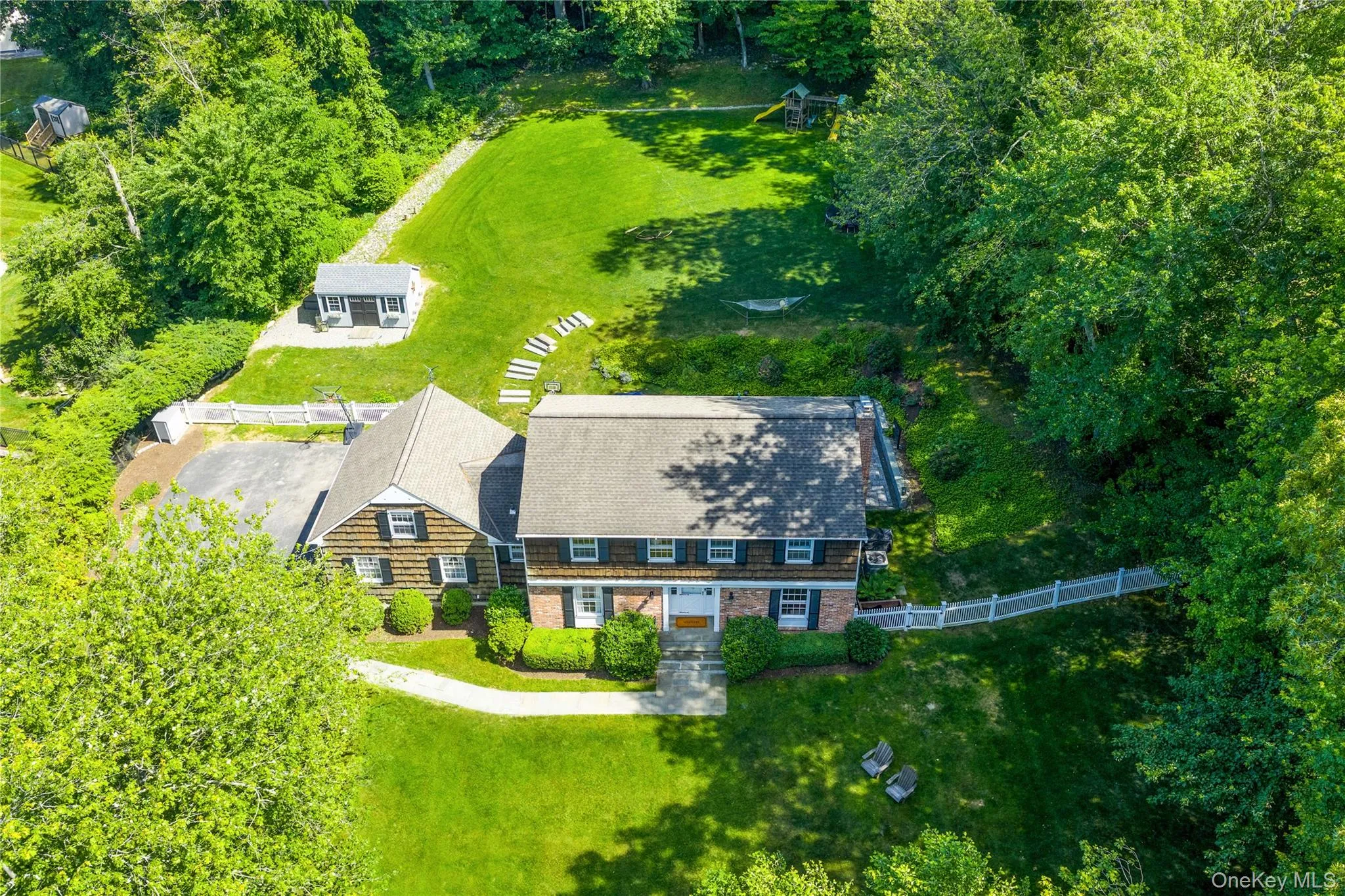 14 Briarwood Lane, Mount Pleasant, NY, 4 Bedrooms Bedrooms, 8 Rooms Rooms,2 BathroomsBathrooms,Residential,For Rent,Briarwood,0,KEY1013231 14 Briarwood Lane, Mount Pleasant, NY, 4 Bedrooms Bedrooms, 8 Rooms Rooms,2 BathroomsBathrooms,Residential,For Rent,Briarwood,0,KEY1013231