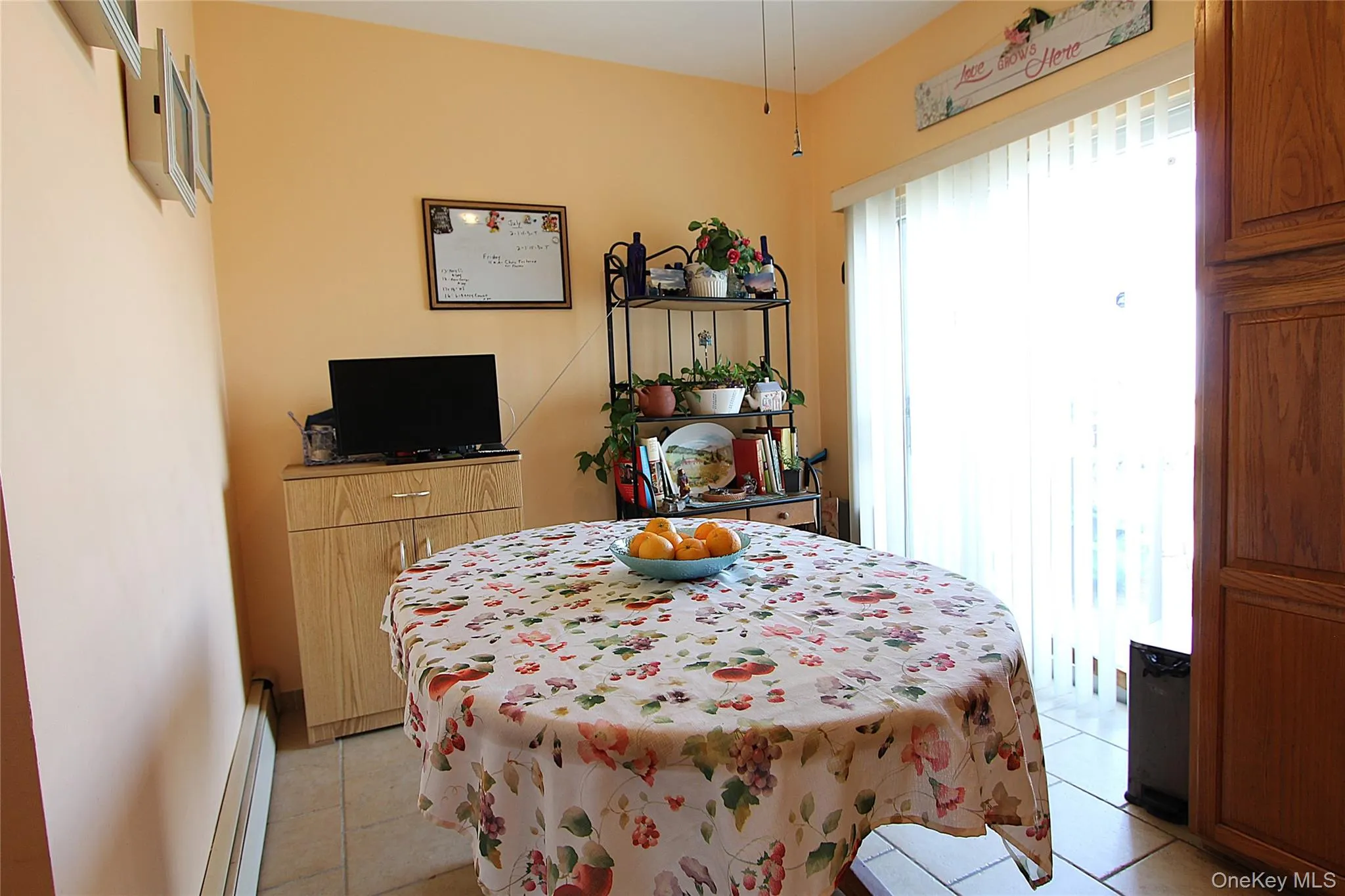 72-19 66th Road, New York, NY, 3 Bedrooms Bedrooms, 8 Rooms Rooms,2 BathroomsBathrooms,Residential,For Rent,66th,0,1013232 72-19 66th Road, New York, NY, 3 Bedrooms Bedrooms, 8 Rooms Rooms,2 BathroomsBathrooms,Residential,For Rent,66th,0,1013232