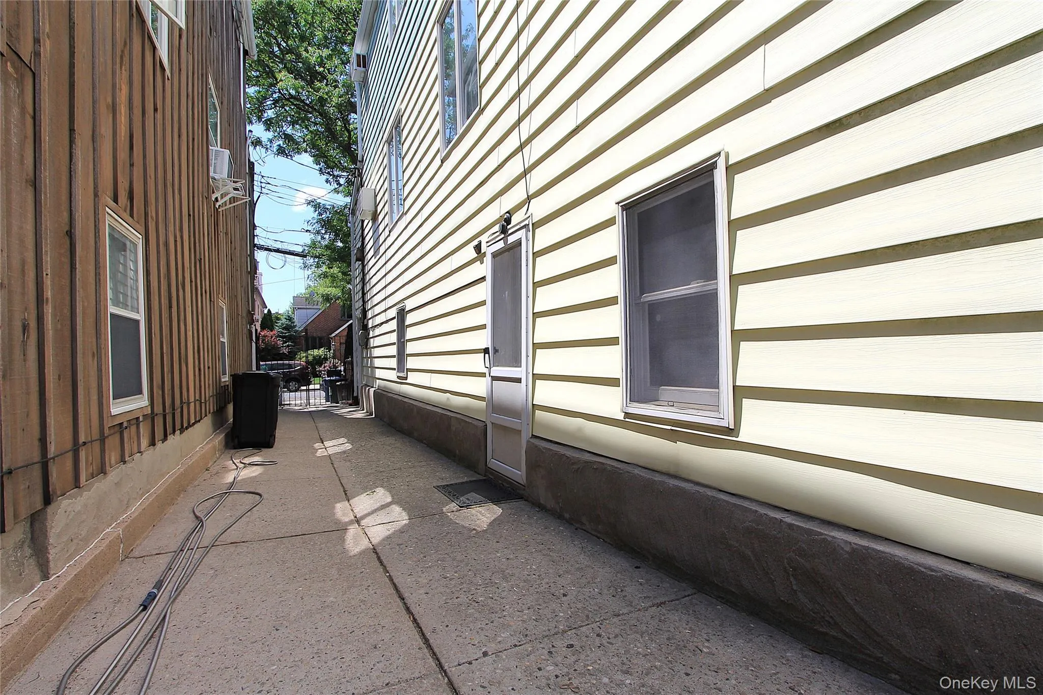72-19 66th Road, New York, NY, 3 Bedrooms Bedrooms, 8 Rooms Rooms,2 BathroomsBathrooms,Residential,For Rent,66th,0,1013232 72-19 66th Road, New York, NY, 3 Bedrooms Bedrooms, 8 Rooms Rooms,2 BathroomsBathrooms,Residential,For Rent,66th,0,1013232