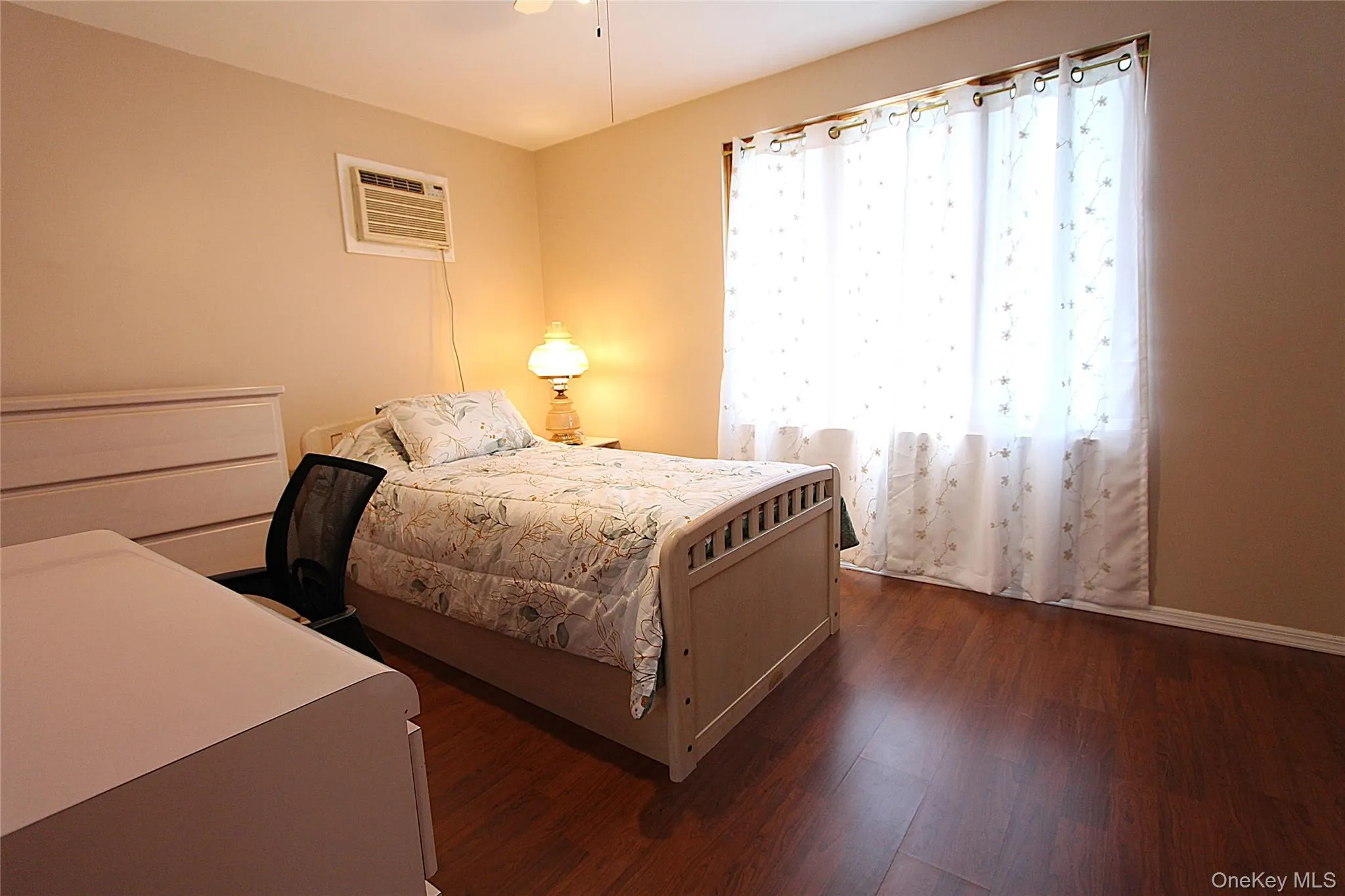 72-19 66th Road, New York, NY, 3 Bedrooms Bedrooms, 8 Rooms Rooms,2 BathroomsBathrooms,Residential,For Rent,66th,0,1013232 72-19 66th Road, New York, NY, 3 Bedrooms Bedrooms, 8 Rooms Rooms,2 BathroomsBathrooms,Residential,For Rent,66th,0,1013232
