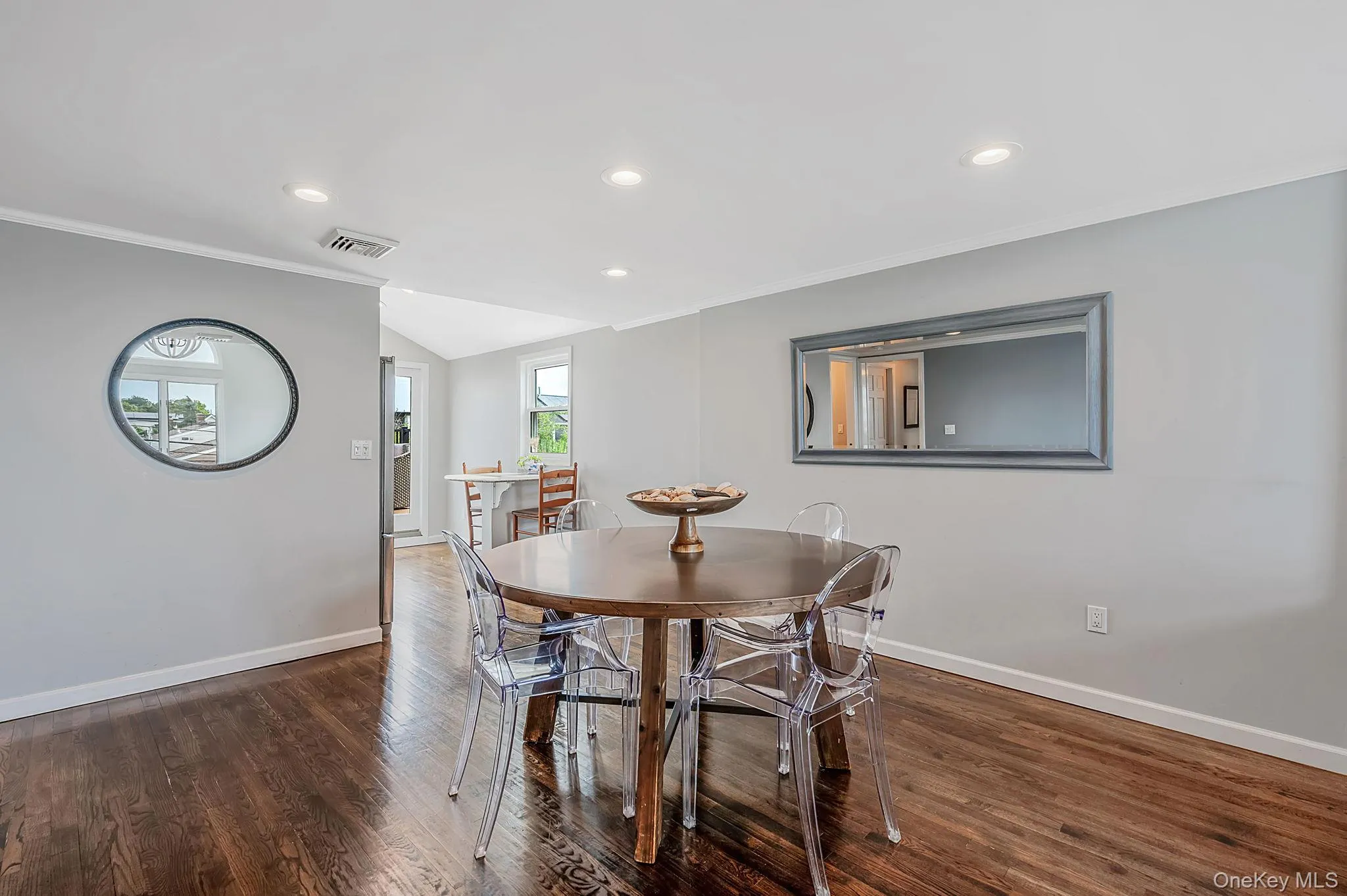 25 Seacrest Avenue, Babylon, NY, 4 Bedrooms Bedrooms, 8 Rooms Rooms,2 BathroomsBathrooms,Residential,For Rent,Seacrest,0,1013233 25 Seacrest Avenue, Babylon, NY, 4 Bedrooms Bedrooms, 8 Rooms Rooms,2 BathroomsBathrooms,Residential,For Rent,Seacrest,0,1013233