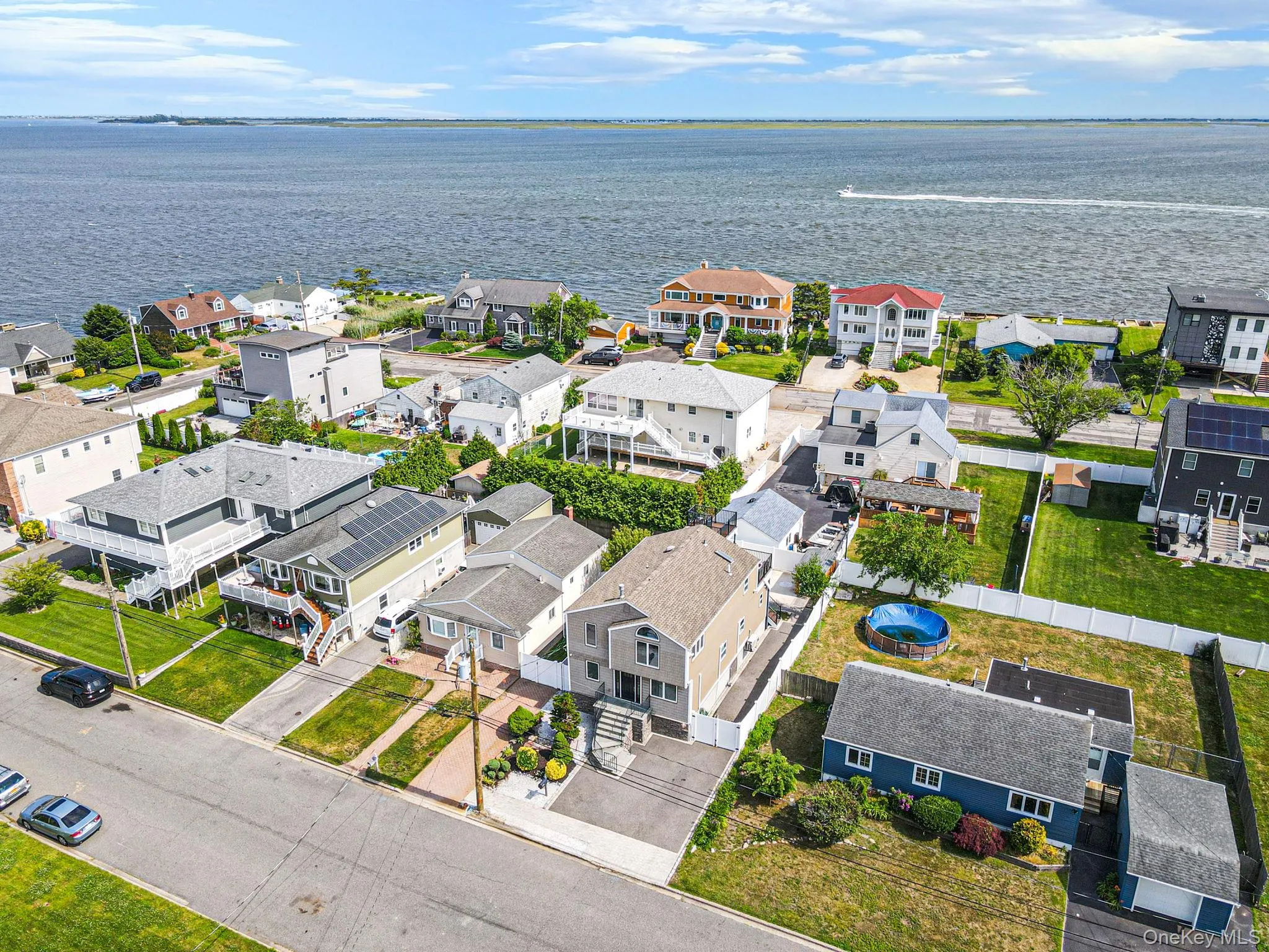 25 Seacrest Avenue, Babylon, NY, 4 Bedrooms Bedrooms, 8 Rooms Rooms,2 BathroomsBathrooms,Residential,For Rent,Seacrest,0,1013233 25 Seacrest Avenue, Babylon, NY, 4 Bedrooms Bedrooms, 8 Rooms Rooms,2 BathroomsBathrooms,Residential,For Rent,Seacrest,0,1013233