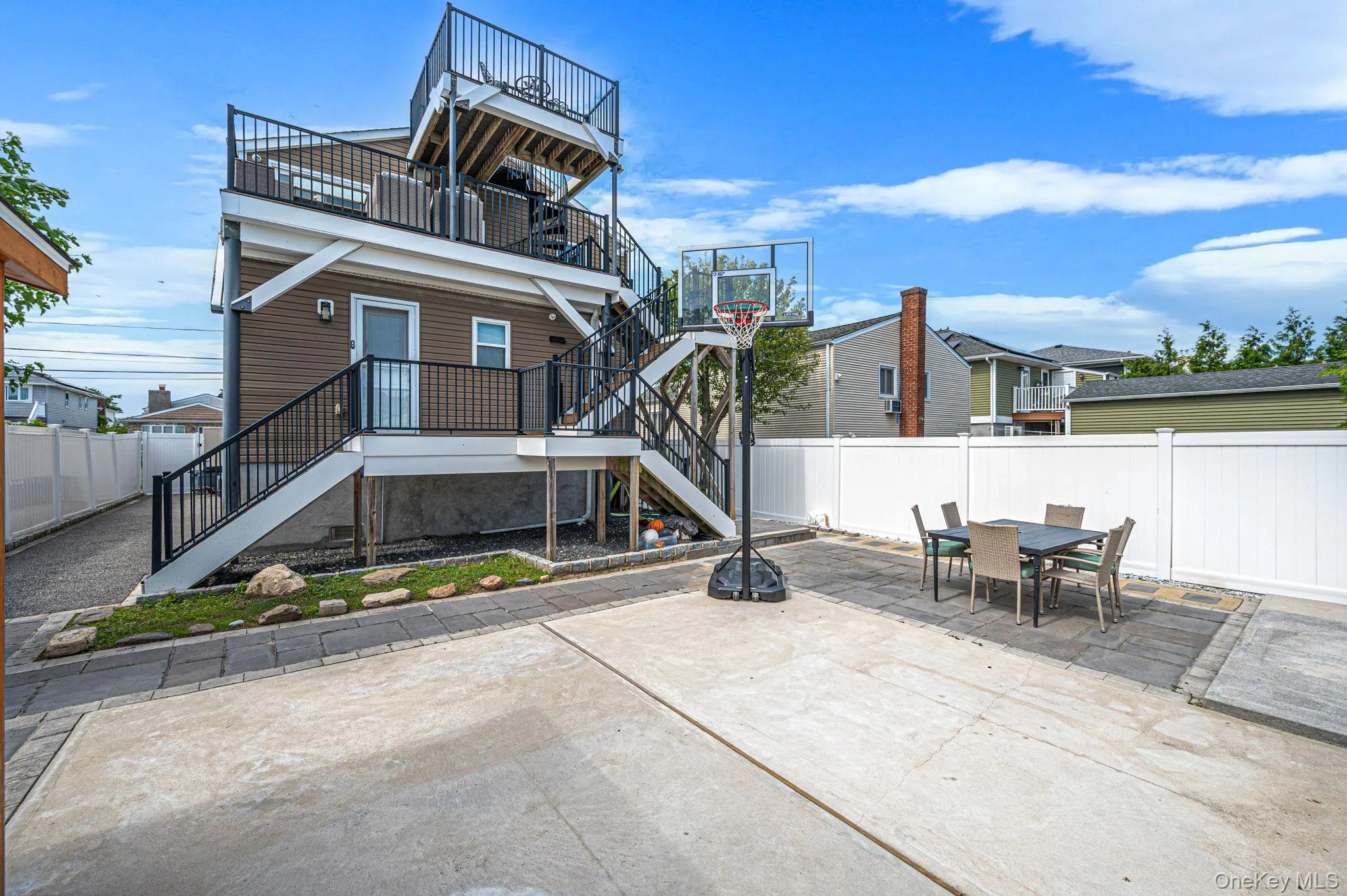 25 Seacrest Avenue, Babylon, NY, 4 Bedrooms Bedrooms, 8 Rooms Rooms,2 BathroomsBathrooms,Residential,For Rent,Seacrest,0,1013233 25 Seacrest Avenue, Babylon, NY, 4 Bedrooms Bedrooms, 8 Rooms Rooms,2 BathroomsBathrooms,Residential,For Rent,Seacrest,0,1013233