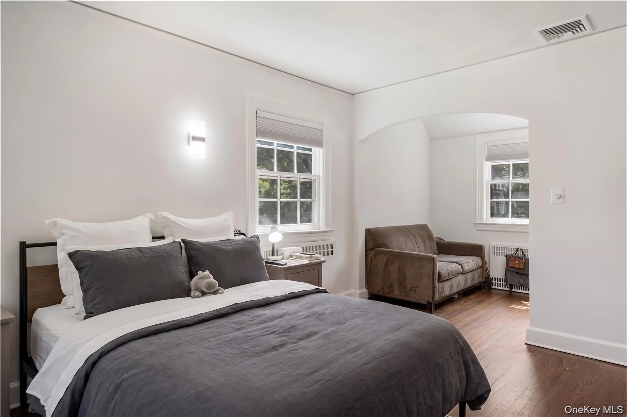 224 Mamaroneck Road, Scarsdale, NY, 4 Bedrooms Bedrooms, 7 Rooms Rooms,2 BathroomsBathrooms,Residential Lease,For Rent,Mamaroneck,0,1013235 224 Mamaroneck Road, Scarsdale, NY, 4 Bedrooms Bedrooms, 7 Rooms Rooms,2 BathroomsBathrooms,Residential Lease,For Rent,Mamaroneck,0,1013235