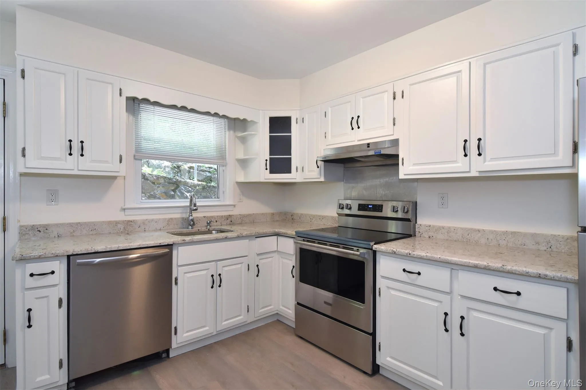 New kitchen with stainless steel appliances. New kitchen with stainless steel appliances.