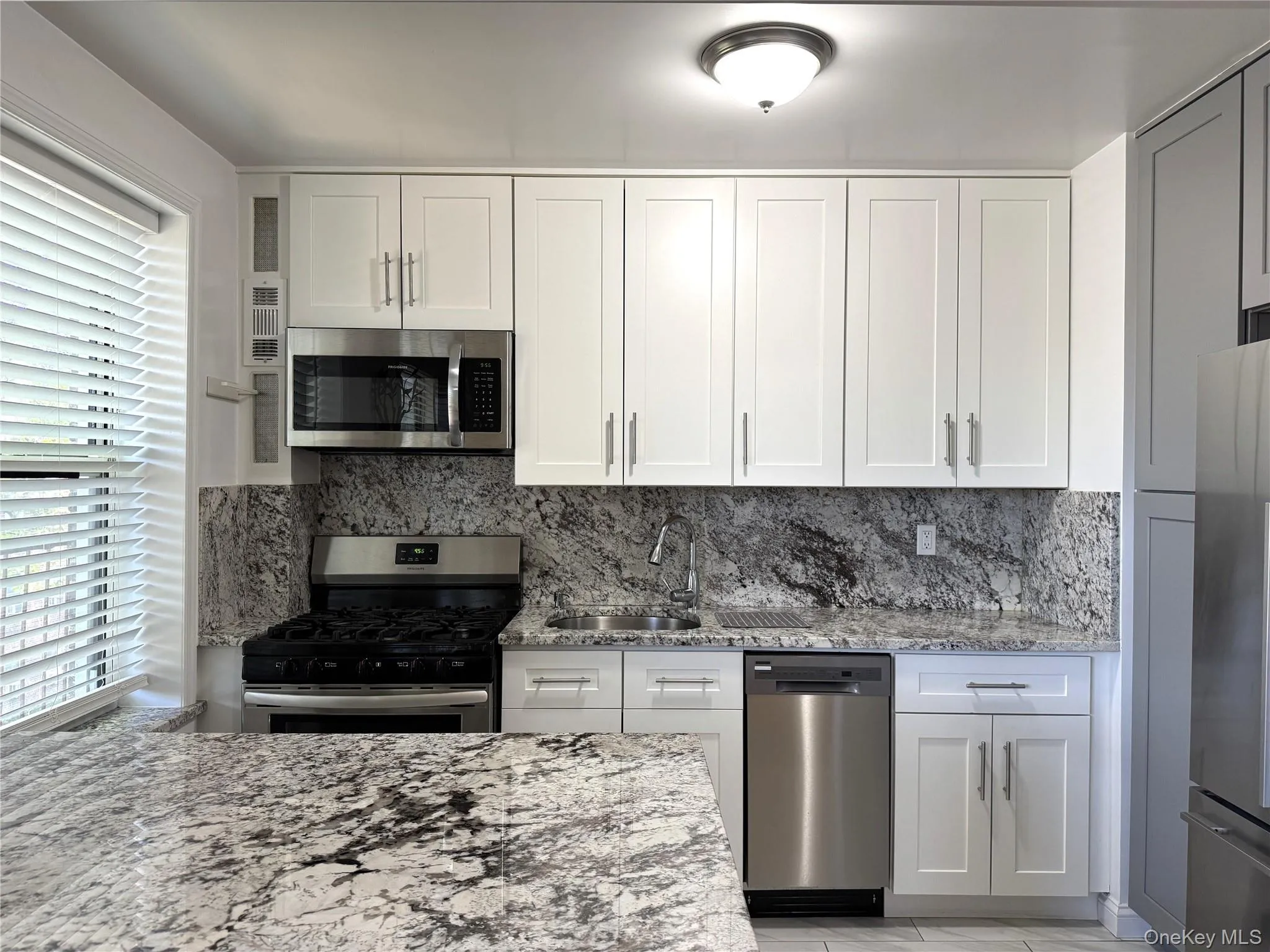 141-35 79th Avenue, New York, NY, 1 Bedroom Bedrooms, 3 Rooms Rooms,1 BathroomBathrooms,Residential,For Rent,79th,0,1013243 141-35 79th Avenue, New York, NY, 1 Bedroom Bedrooms, 3 Rooms Rooms,1 BathroomBathrooms,Residential,For Rent,79th,0,1013243