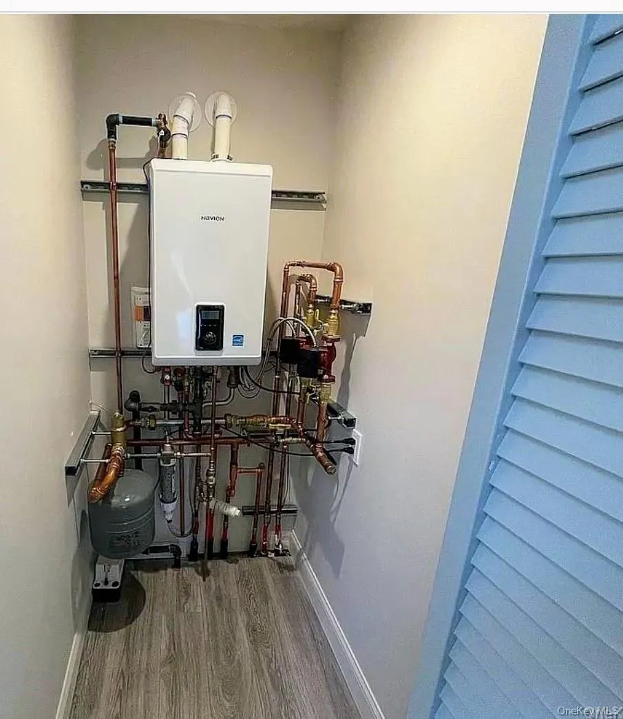 Tankless water heater and water purification system. Tankless water heater and water purification system.