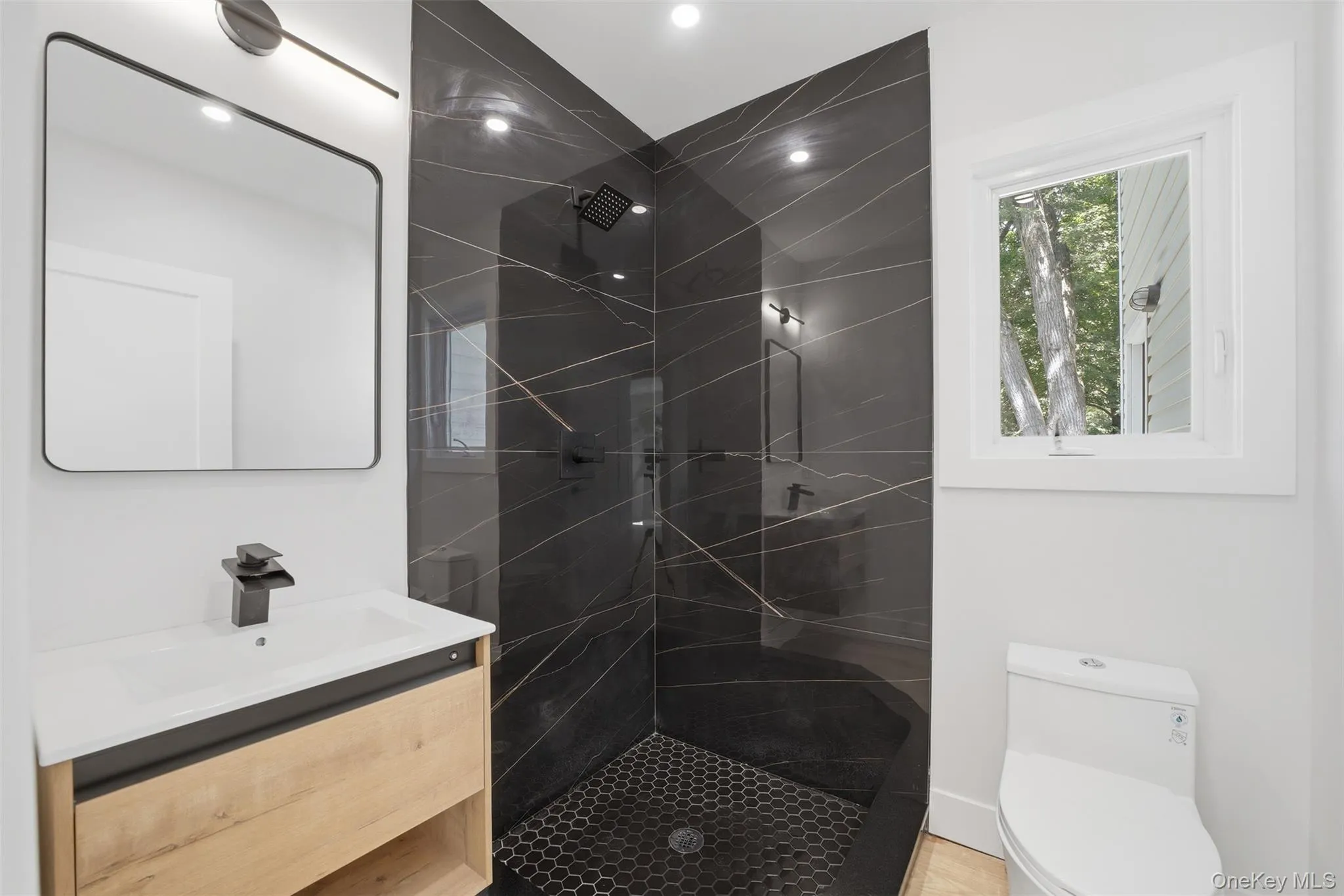 42 Euclid Avenue, Greenburgh, NY, 4 Bedrooms Bedrooms, 11 Rooms Rooms,4 BathroomsBathrooms,Residential,For Rent,Euclid,0,1013250 42 Euclid Avenue, Greenburgh, NY, 4 Bedrooms Bedrooms, 11 Rooms Rooms,4 BathroomsBathrooms,Residential,For Rent,Euclid,0,1013250