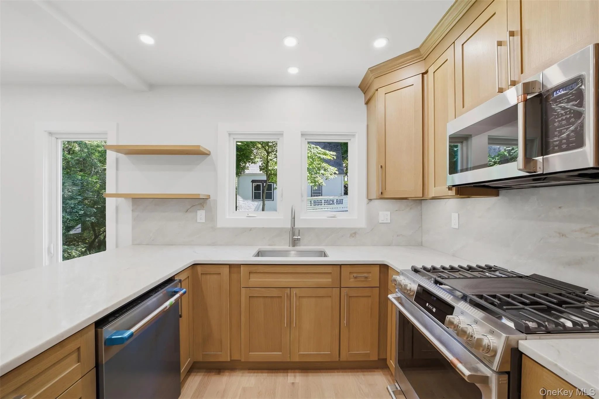 42 Euclid Avenue, Greenburgh, NY, 4 Bedrooms Bedrooms, 11 Rooms Rooms,4 BathroomsBathrooms,Residential,For Rent,Euclid,0,1013250 42 Euclid Avenue, Greenburgh, NY, 4 Bedrooms Bedrooms, 11 Rooms Rooms,4 BathroomsBathrooms,Residential,For Rent,Euclid,0,1013250