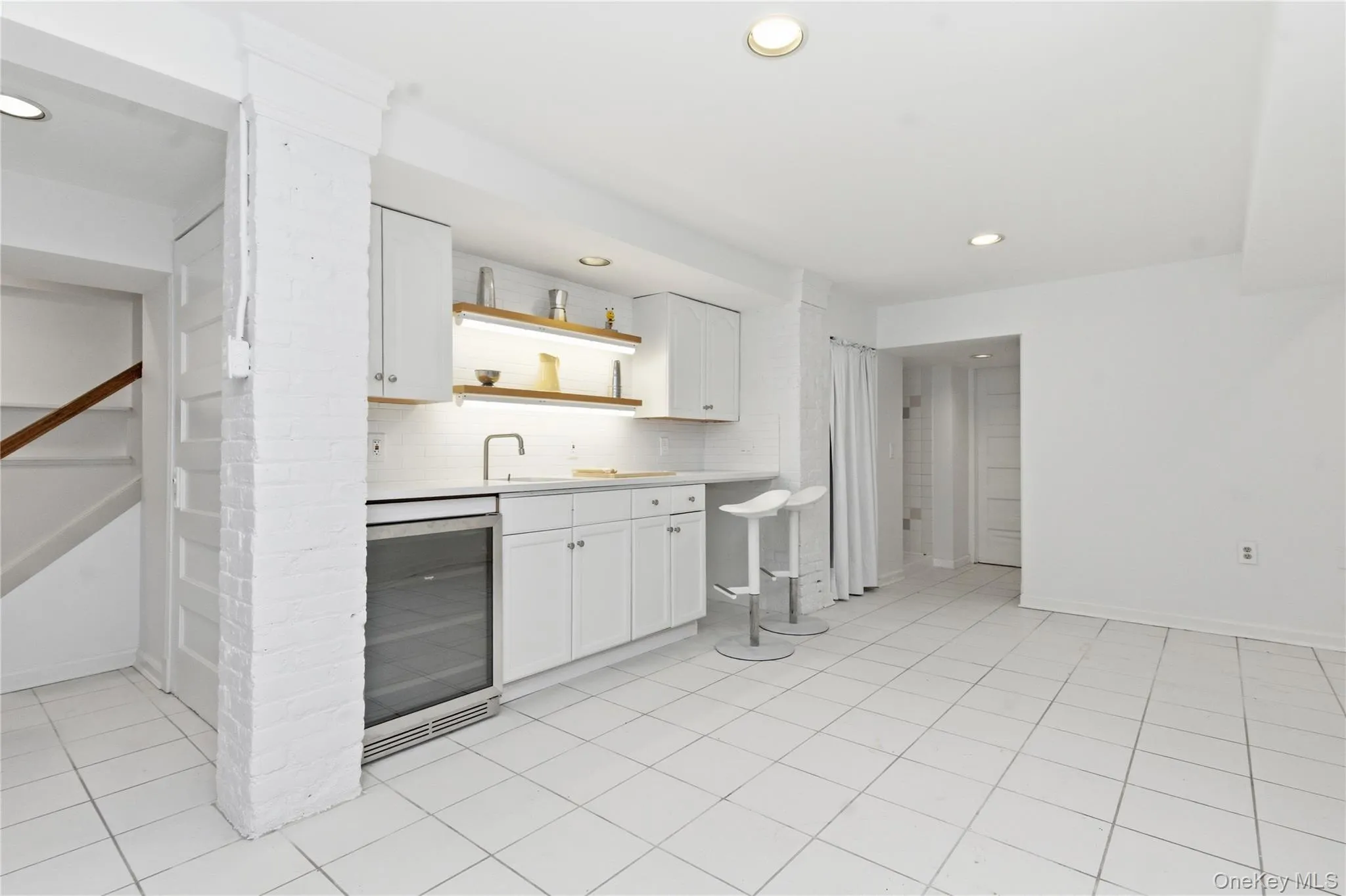 82 Quinby Avenue, White Plains, NY, 4 Bedrooms Bedrooms, 9 Rooms Rooms,1 BathroomBathrooms,Residential Lease,For Rent,Quinby,0,KEY1013251 82 Quinby Avenue, White Plains, NY, 4 Bedrooms Bedrooms, 9 Rooms Rooms,1 BathroomBathrooms,Residential Lease,For Rent,Quinby,0,KEY1013251