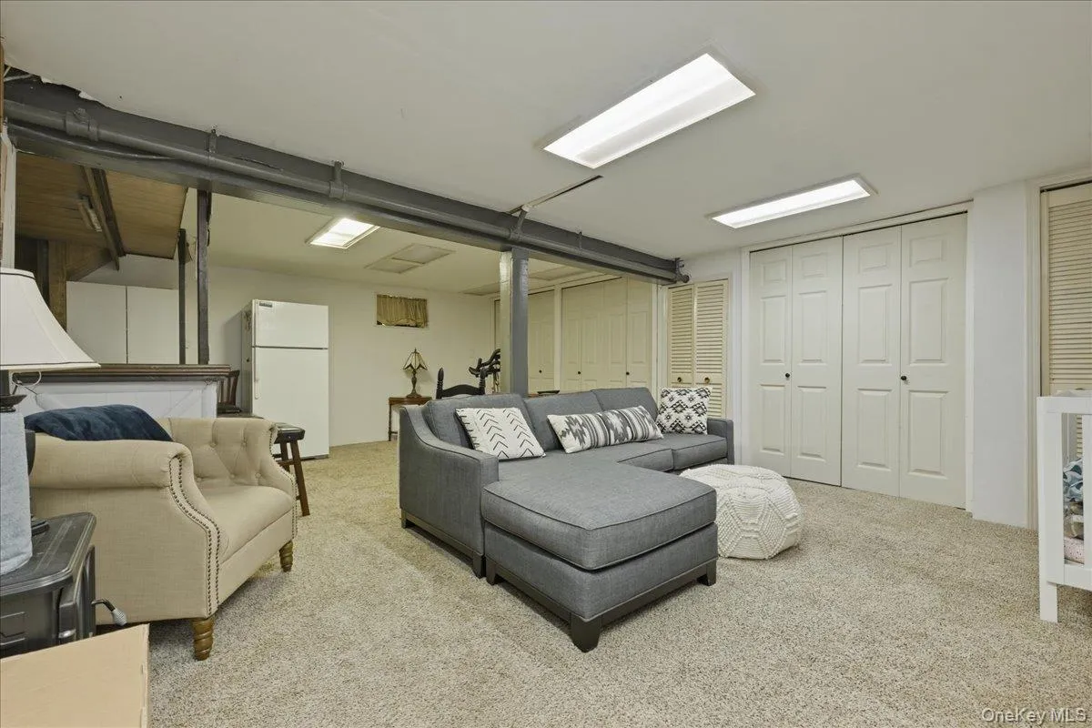 656 5th Avenue, Hempstead, NY, 3 Bedrooms Bedrooms, 7 Rooms Rooms,2 BathroomsBathrooms,Residential,For Rent,5th,0,1013254 656 5th Avenue, Hempstead, NY, 3 Bedrooms Bedrooms, 7 Rooms Rooms,2 BathroomsBathrooms,Residential,For Rent,5th,0,1013254