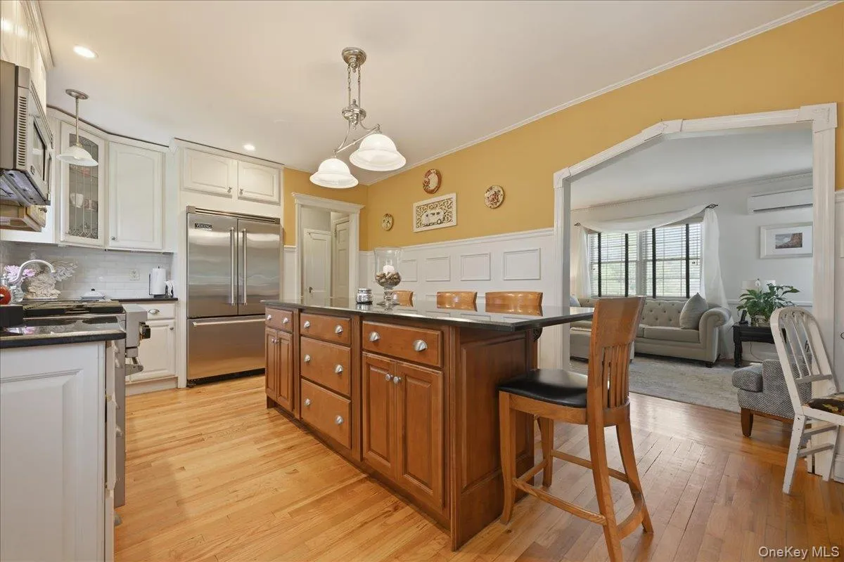 656 5th Avenue, Hempstead, NY, 3 Bedrooms Bedrooms, 7 Rooms Rooms,2 BathroomsBathrooms,Residential,For Rent,5th,0,1013254 656 5th Avenue, Hempstead, NY, 3 Bedrooms Bedrooms, 7 Rooms Rooms,2 BathroomsBathrooms,Residential,For Rent,5th,0,1013254
