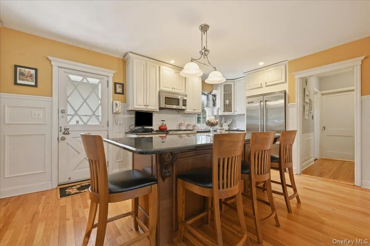 656 5th Avenue, Hempstead, NY, 3 Bedrooms Bedrooms, 7 Rooms Rooms,2 BathroomsBathrooms,Residential,For Rent,5th,0,1013254 656 5th Avenue, Hempstead, NY, 3 Bedrooms Bedrooms, 7 Rooms Rooms,2 BathroomsBathrooms,Residential,For Rent,5th,0,1013254