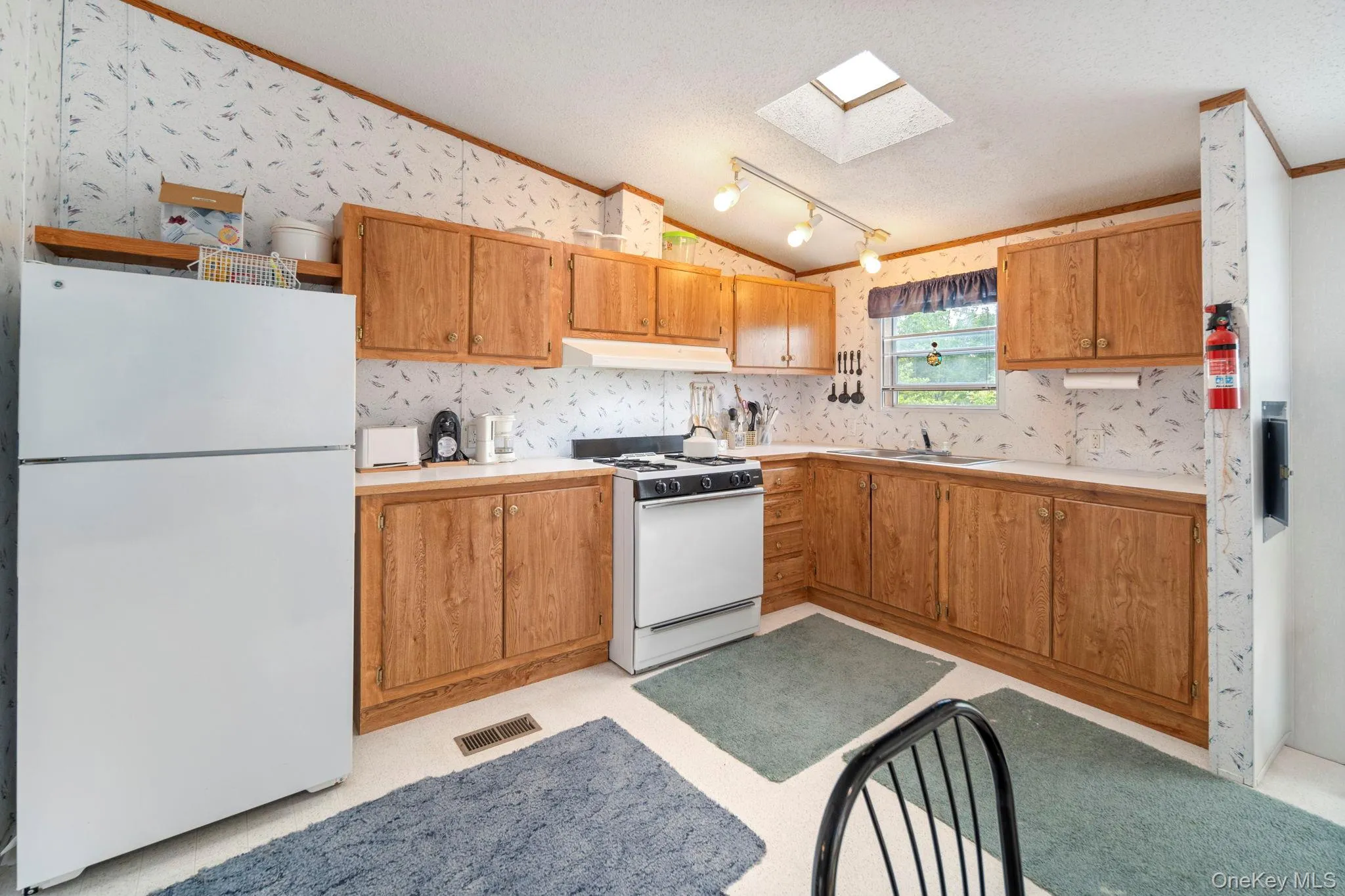 127 Grassy Road, Out Of Area, NY, 3 Bedrooms Bedrooms, 8 Rooms Rooms,2 BathroomsBathrooms,Residential,For Rent,Grassy,0,1013256 127 Grassy Road, Out Of Area, NY, 3 Bedrooms Bedrooms, 8 Rooms Rooms,2 BathroomsBathrooms,Residential,For Rent,Grassy,0,1013256