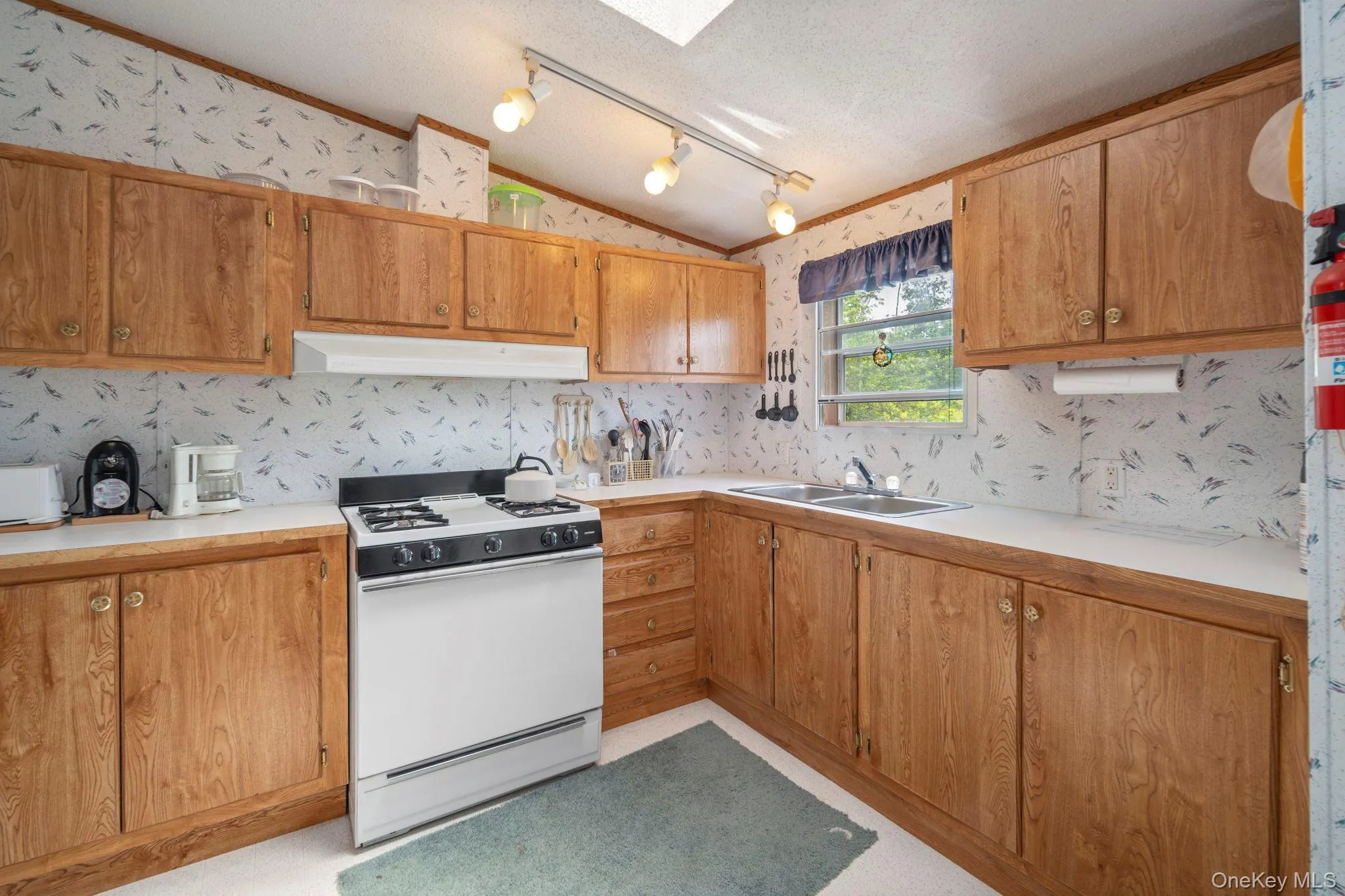 127 Grassy Road, Out Of Area, NY, 3 Bedrooms Bedrooms, 8 Rooms Rooms,2 BathroomsBathrooms,Residential,For Rent,Grassy,0,1013256 127 Grassy Road, Out Of Area, NY, 3 Bedrooms Bedrooms, 8 Rooms Rooms,2 BathroomsBathrooms,Residential,For Rent,Grassy,0,1013256