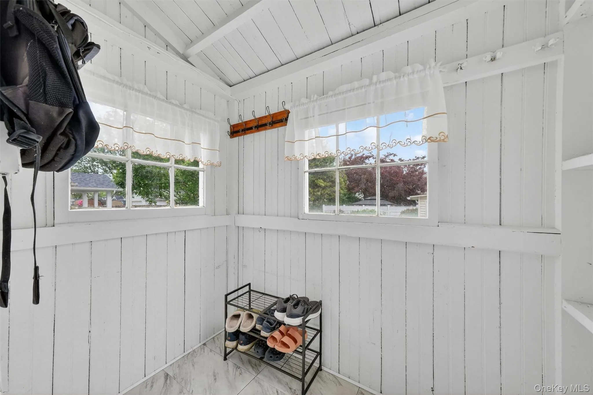 11 Columbia Avenue, Middletown, NY, 3 Bedrooms Bedrooms, 6 Rooms Rooms,1 BathroomBathrooms,Residential,For Rent,Columbia,0,1013260 11 Columbia Avenue, Middletown, NY, 3 Bedrooms Bedrooms, 6 Rooms Rooms,1 BathroomBathrooms,Residential,For Rent,Columbia,0,1013260