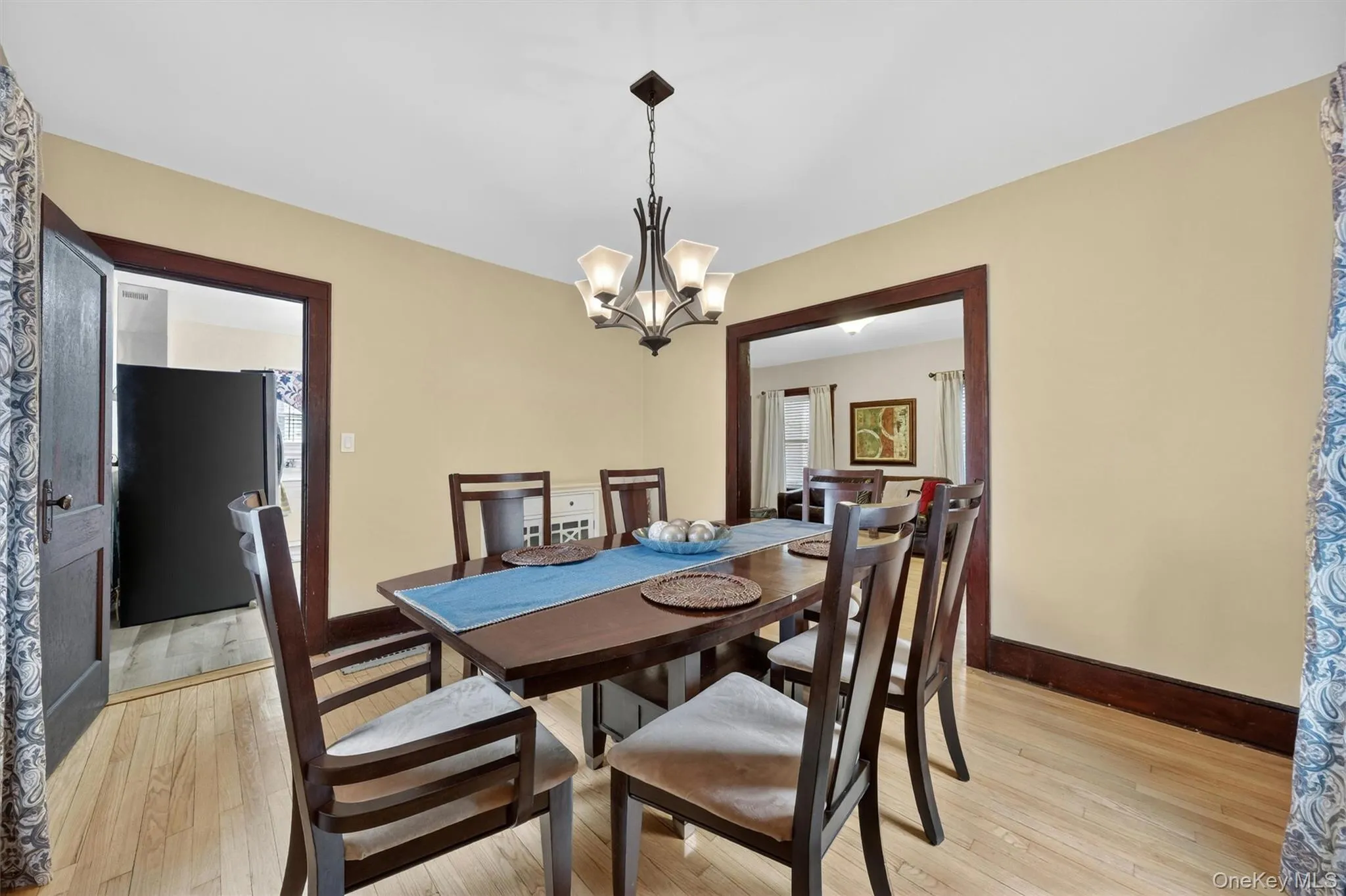 11 Columbia Avenue, Middletown, NY, 3 Bedrooms Bedrooms, 6 Rooms Rooms,1 BathroomBathrooms,Residential,For Rent,Columbia,0,1013260 11 Columbia Avenue, Middletown, NY, 3 Bedrooms Bedrooms, 6 Rooms Rooms,1 BathroomBathrooms,Residential,For Rent,Columbia,0,1013260