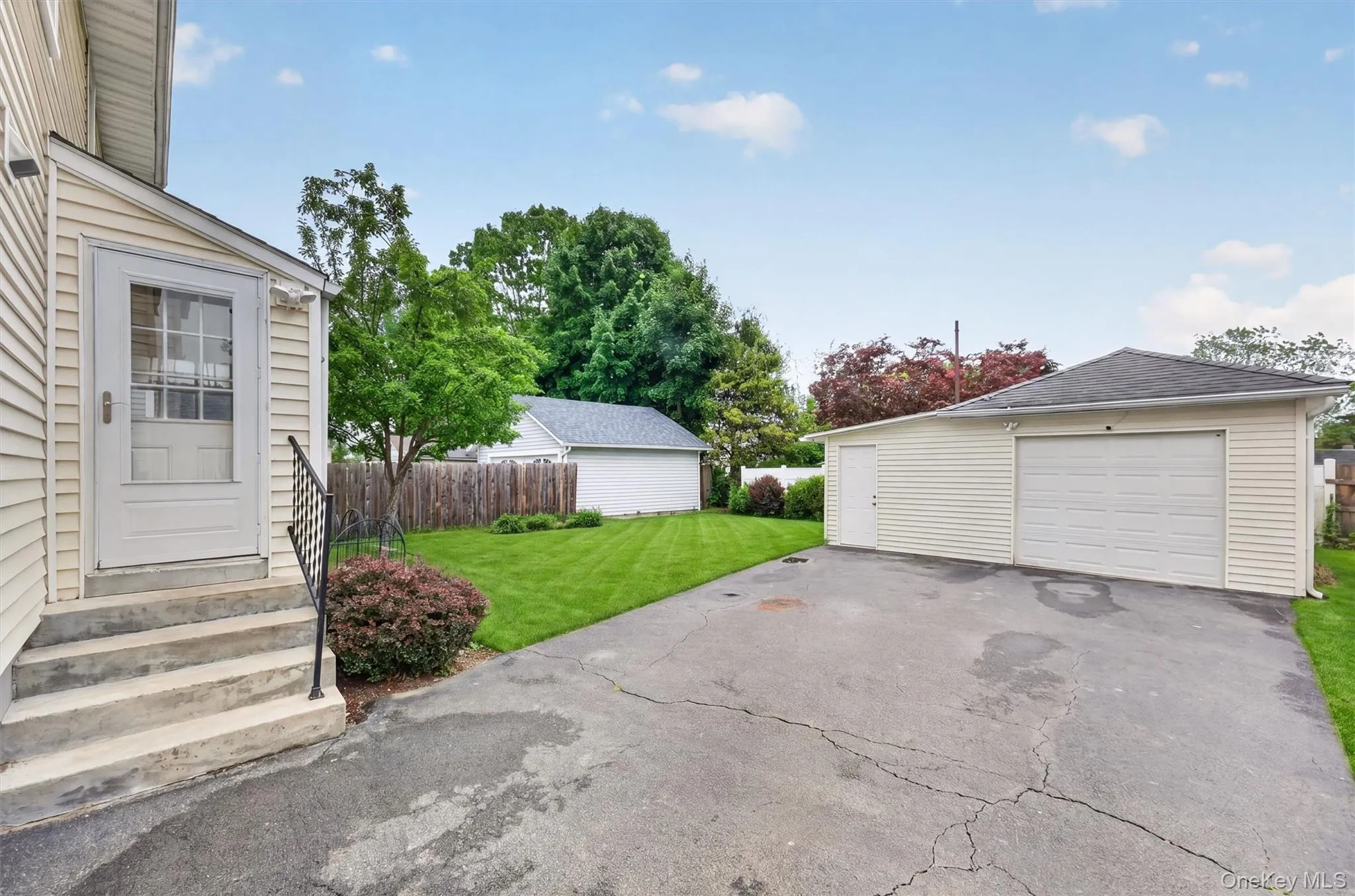 11 Columbia Avenue, Middletown, NY, 3 Bedrooms Bedrooms, 6 Rooms Rooms,1 BathroomBathrooms,Residential,For Rent,Columbia,0,1013260 11 Columbia Avenue, Middletown, NY, 3 Bedrooms Bedrooms, 6 Rooms Rooms,1 BathroomBathrooms,Residential,For Rent,Columbia,0,1013260