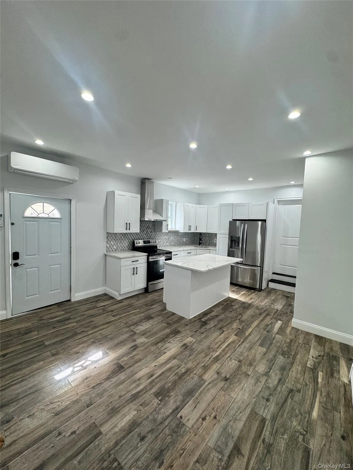 00 Ronek Drive, Babylon, NY, 1 Bedroom Bedrooms, 2 Rooms Rooms,1 BathroomBathrooms,Residential Lease,For Rent,Ronek,0,1013261 00 Ronek Drive, Babylon, NY, 1 Bedroom Bedrooms, 2 Rooms Rooms,1 BathroomBathrooms,Residential Lease,For Rent,Ronek,0,1013261