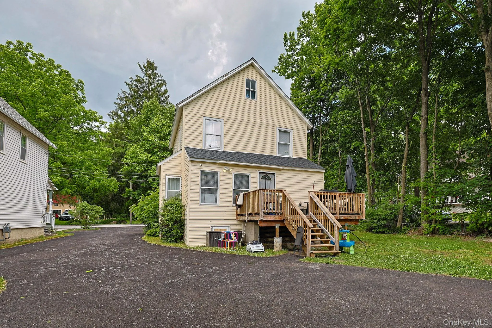 22 Valley Avenue, Woodbury, NY, 3 Bedrooms Bedrooms, 8 Rooms Rooms,2 BathroomsBathrooms,Residential,For Rent,Valley,0,1013266 22 Valley Avenue, Woodbury, NY, 3 Bedrooms Bedrooms, 8 Rooms Rooms,2 BathroomsBathrooms,Residential,For Rent,Valley,0,1013266