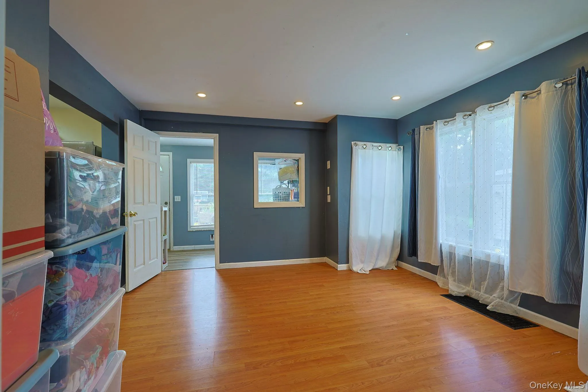 22 Valley Avenue, Woodbury, NY, 3 Bedrooms Bedrooms, 8 Rooms Rooms,2 BathroomsBathrooms,Residential,For Rent,Valley,0,1013266 22 Valley Avenue, Woodbury, NY, 3 Bedrooms Bedrooms, 8 Rooms Rooms,2 BathroomsBathrooms,Residential,For Rent,Valley,0,1013266