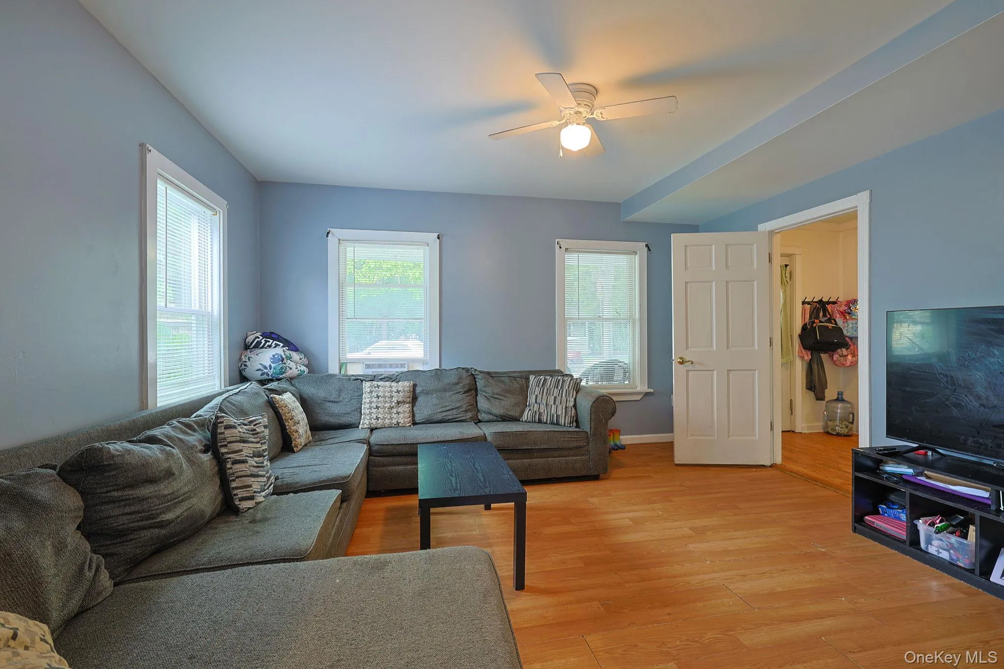 22 Valley Avenue, Woodbury, NY, 3 Bedrooms Bedrooms, 8 Rooms Rooms,2 BathroomsBathrooms,Residential,For Rent,Valley,0,1013266 22 Valley Avenue, Woodbury, NY, 3 Bedrooms Bedrooms, 8 Rooms Rooms,2 BathroomsBathrooms,Residential,For Rent,Valley,0,1013266