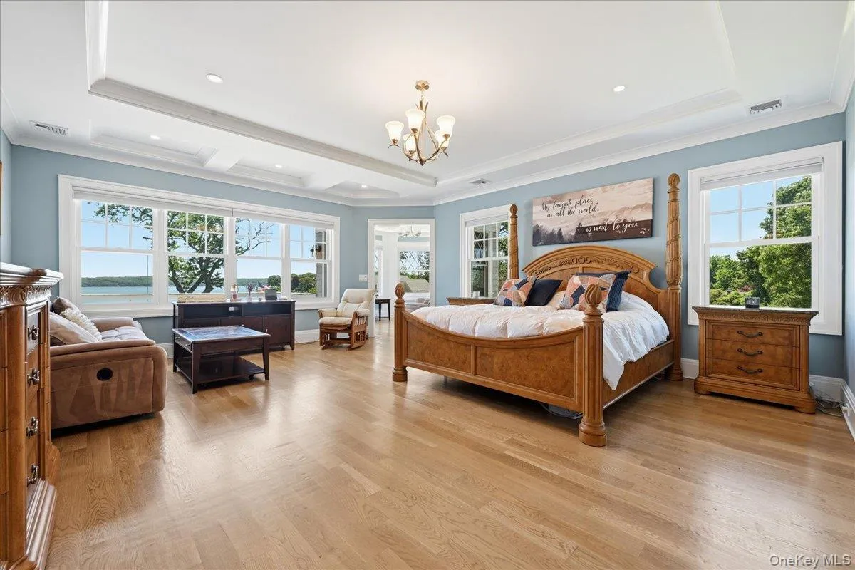 Primary Suite With Stunning Waterviews Primary Suite With Stunning Waterviews