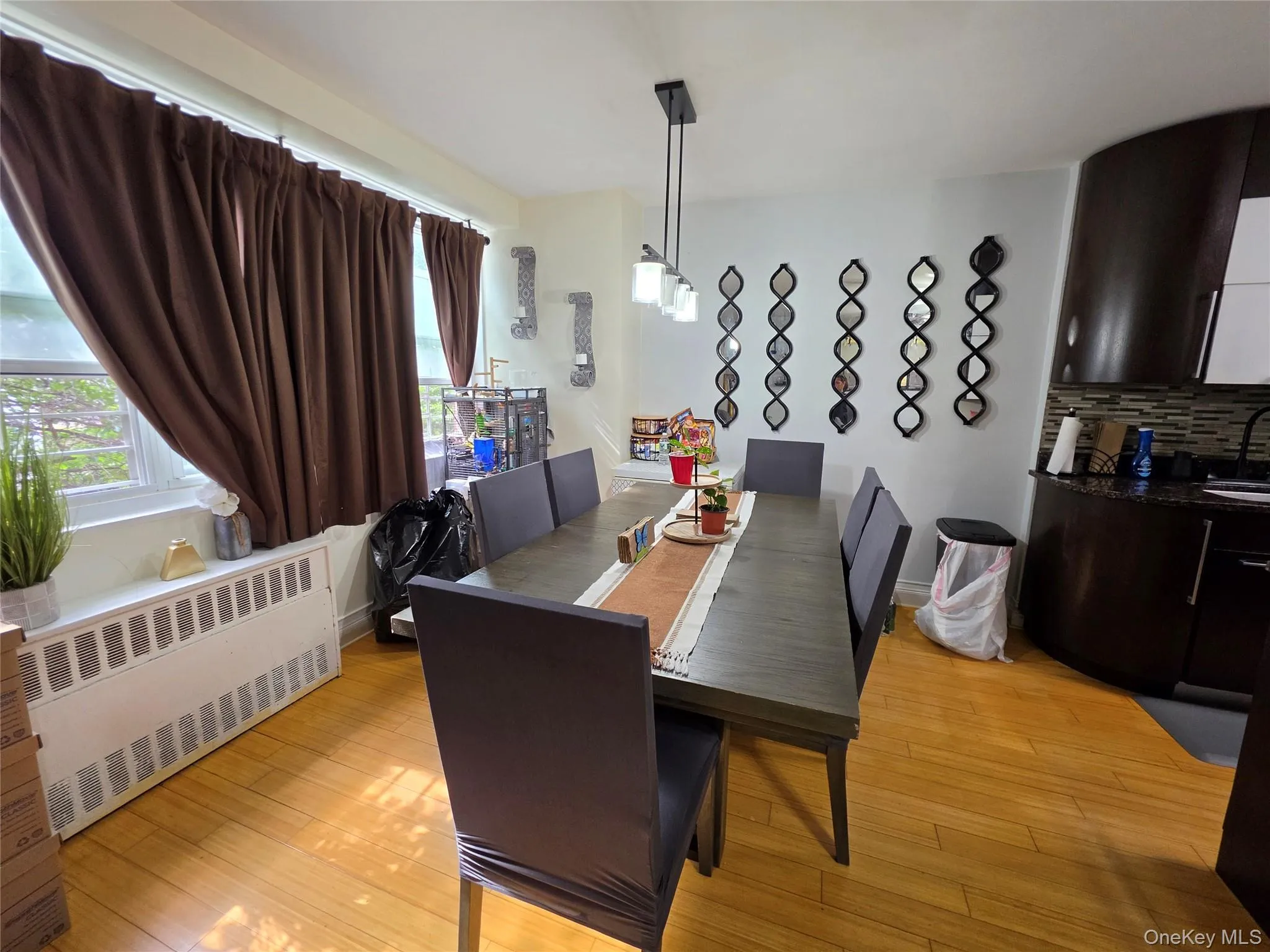 875 Morrison Avenue, New York, NY, 2 Bedrooms Bedrooms, 5 Rooms Rooms,1 BathroomBathrooms,Residential,For Rent,Morrison,0,1013275 875 Morrison Avenue, New York, NY, 2 Bedrooms Bedrooms, 5 Rooms Rooms,1 BathroomBathrooms,Residential,For Rent,Morrison,0,1013275