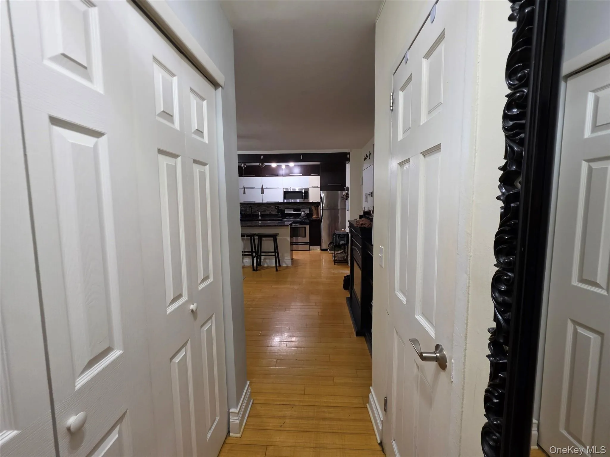 Entrance to Bedrooms Entrance to Bedrooms
