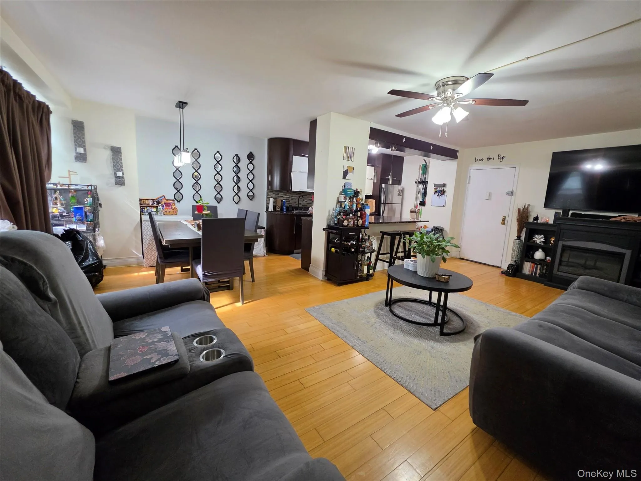 875 Morrison Avenue, New York, NY, 2 Bedrooms Bedrooms, 5 Rooms Rooms,1 BathroomBathrooms,Residential,For Rent,Morrison,0,1013275 875 Morrison Avenue, New York, NY, 2 Bedrooms Bedrooms, 5 Rooms Rooms,1 BathroomBathrooms,Residential,For Rent,Morrison,0,1013275