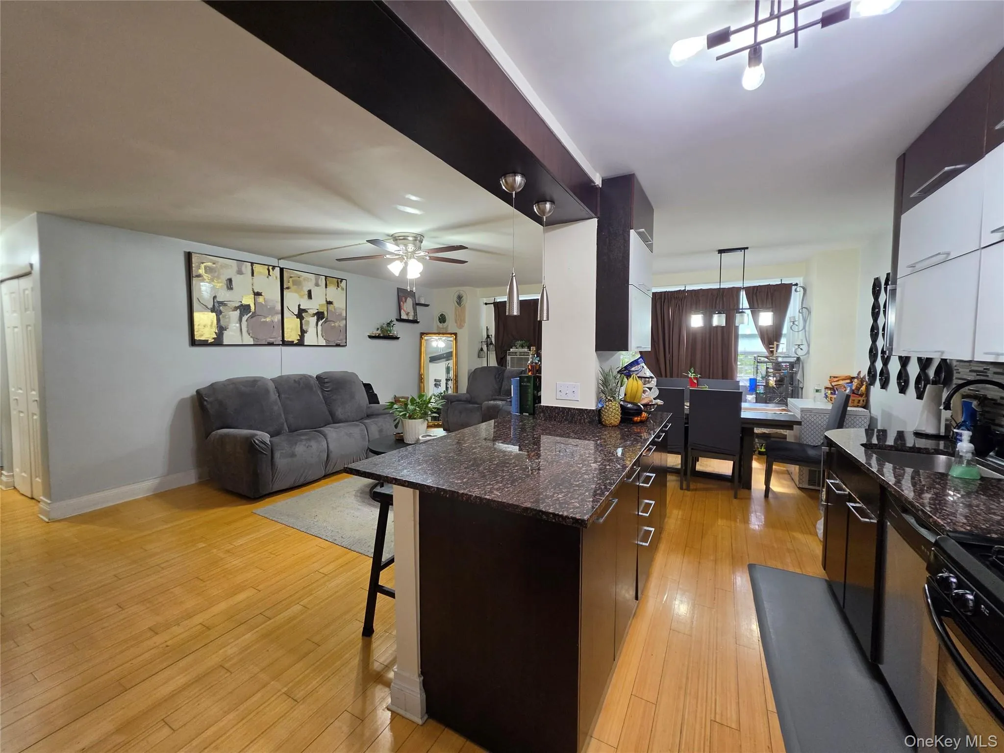 875 Morrison Avenue, New York, NY, 2 Bedrooms Bedrooms, 5 Rooms Rooms,1 BathroomBathrooms,Residential,For Rent,Morrison,0,1013275 875 Morrison Avenue, New York, NY, 2 Bedrooms Bedrooms, 5 Rooms Rooms,1 BathroomBathrooms,Residential,For Rent,Morrison,0,1013275