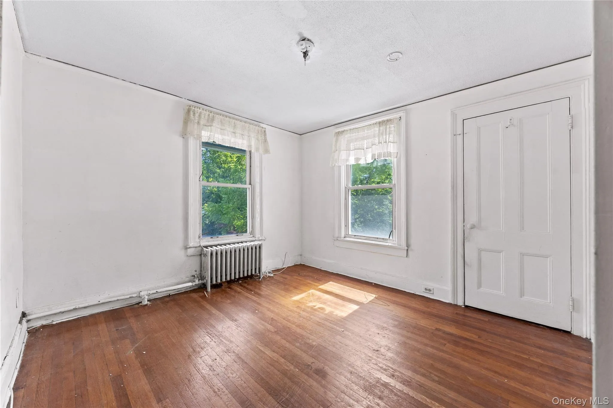 Bedroom. Bedroom.