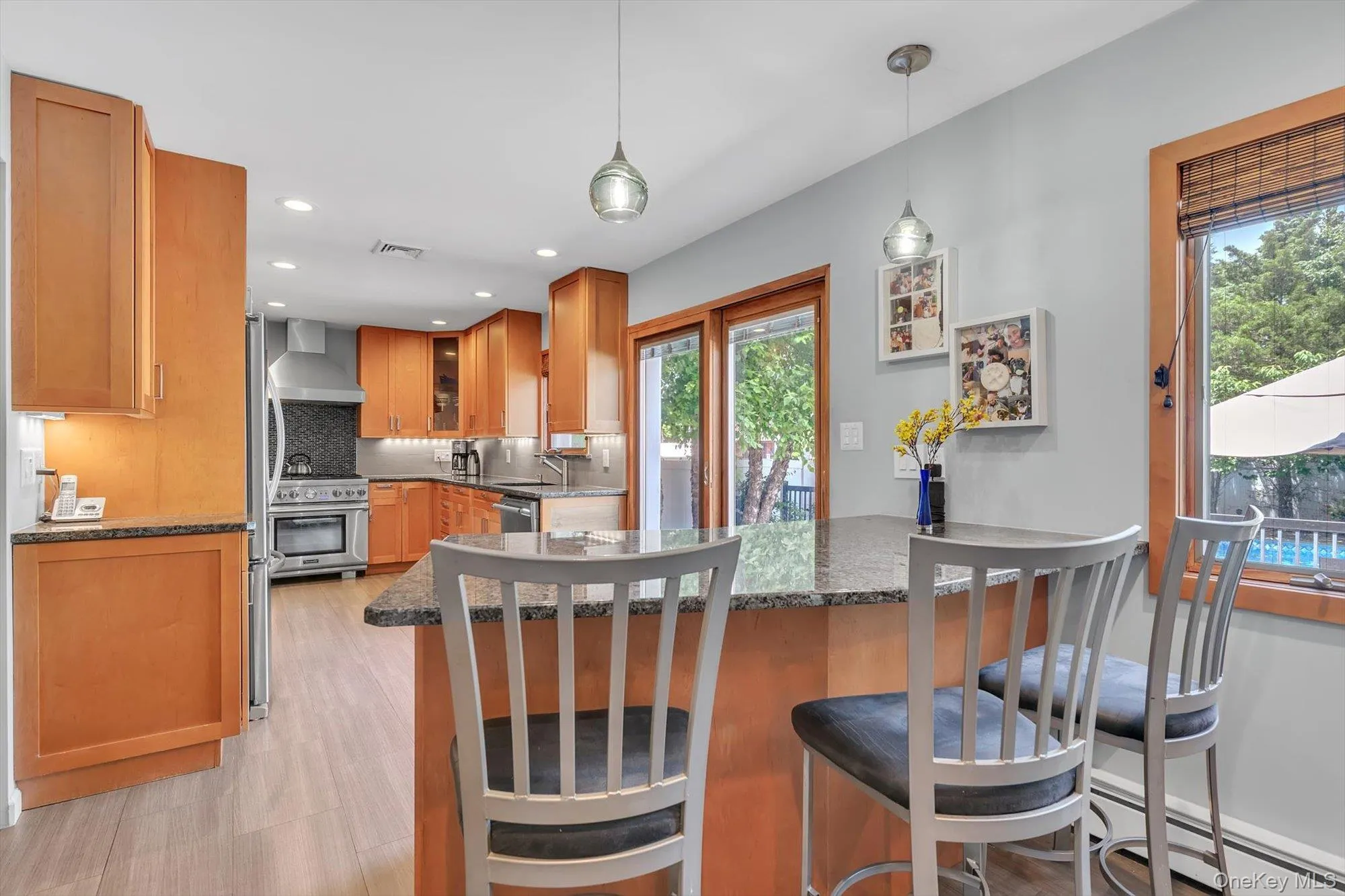 121 Strattford Road, North Hempstead, NY, 4 Bedrooms Bedrooms, 10 Rooms Rooms,2 BathroomsBathrooms,Residential,For Rent,Strattford,0,1013278 121 Strattford Road, North Hempstead, NY, 4 Bedrooms Bedrooms, 10 Rooms Rooms,2 BathroomsBathrooms,Residential,For Rent,Strattford,0,1013278