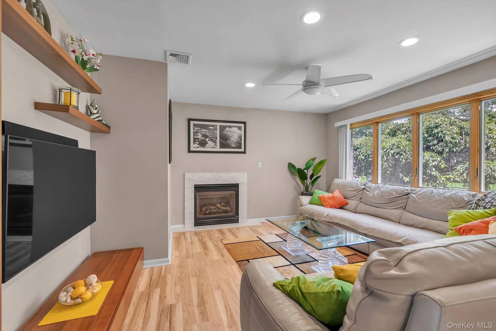 121 Strattford Road, North Hempstead, NY, 4 Bedrooms Bedrooms, 10 Rooms Rooms,2 BathroomsBathrooms,Residential,For Rent,Strattford,0,1013278 121 Strattford Road, North Hempstead, NY, 4 Bedrooms Bedrooms, 10 Rooms Rooms,2 BathroomsBathrooms,Residential,For Rent,Strattford,0,1013278