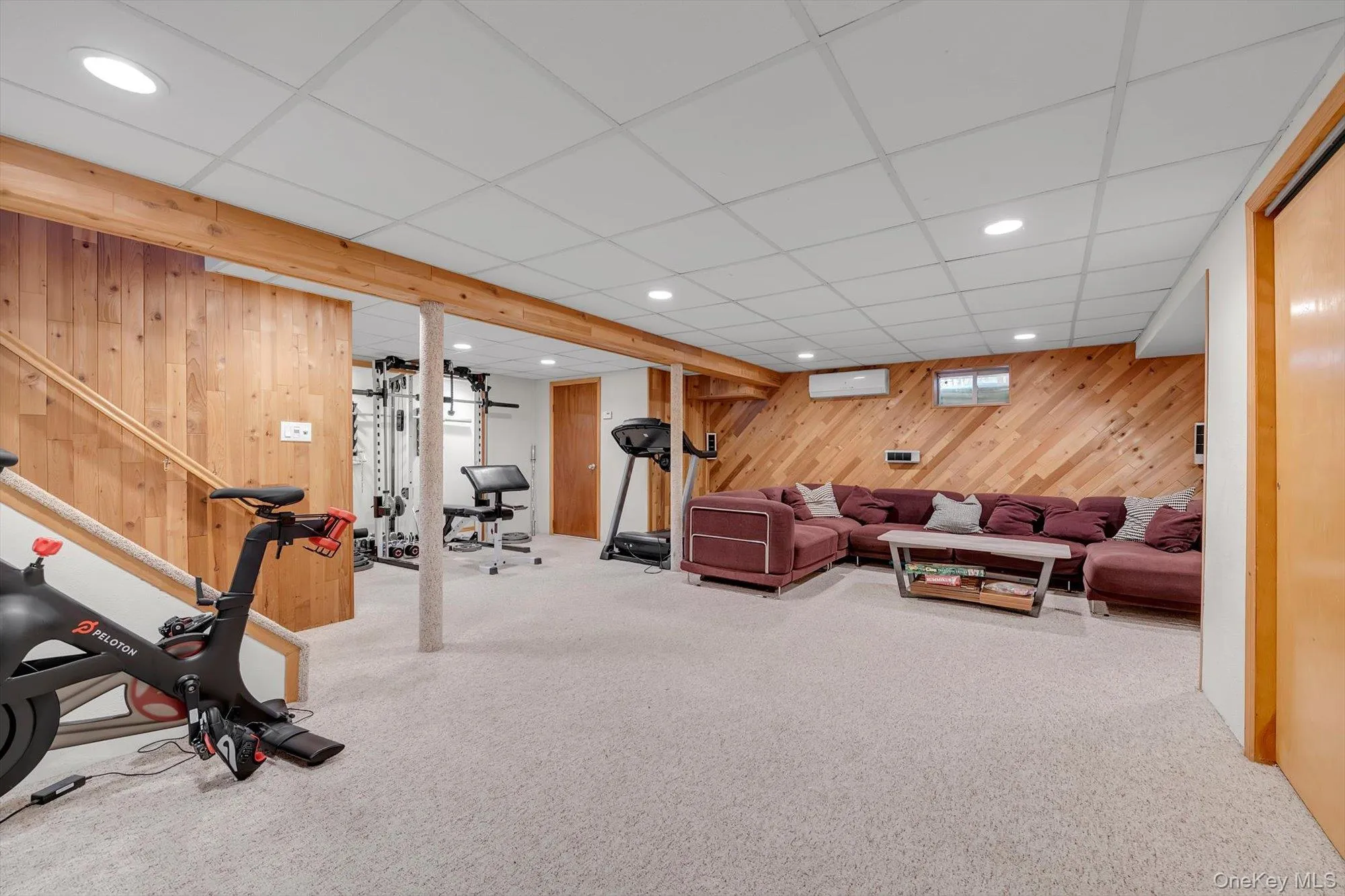 121 Strattford Road, North Hempstead, NY, 4 Bedrooms Bedrooms, 10 Rooms Rooms,2 BathroomsBathrooms,Residential,For Rent,Strattford,0,1013278 121 Strattford Road, North Hempstead, NY, 4 Bedrooms Bedrooms, 10 Rooms Rooms,2 BathroomsBathrooms,Residential,For Rent,Strattford,0,1013278
