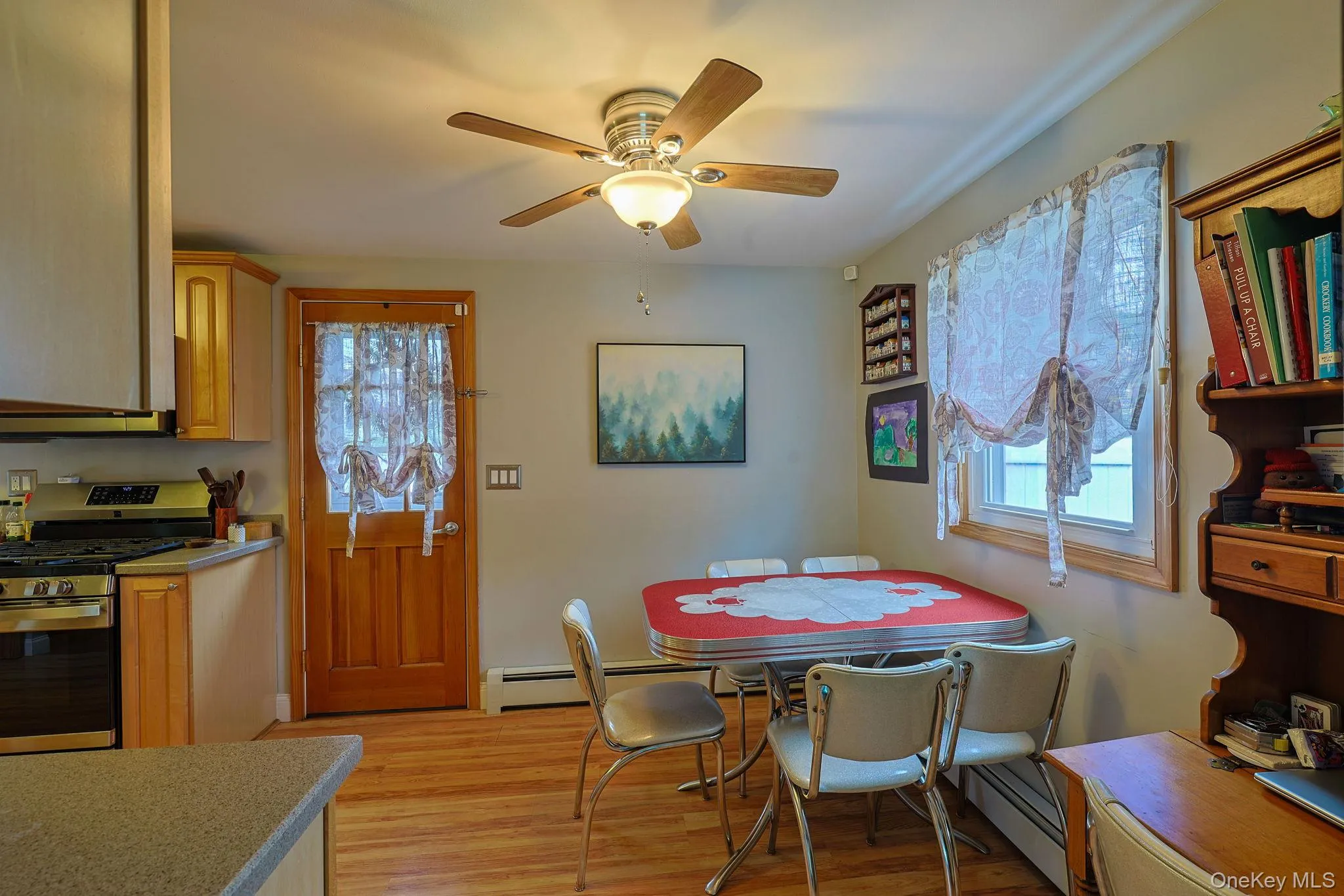 21 Continental Drive, New Windsor, NY, 3 Bedrooms Bedrooms, 6 Rooms Rooms,1 BathroomBathrooms,Residential,For Rent,Continental,0,1013279 21 Continental Drive, New Windsor, NY, 3 Bedrooms Bedrooms, 6 Rooms Rooms,1 BathroomBathrooms,Residential,For Rent,Continental,0,1013279