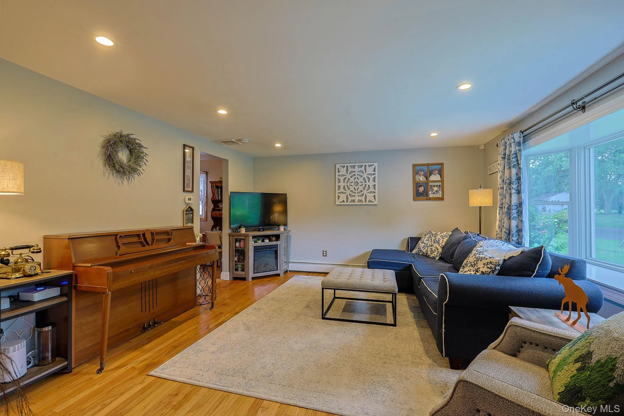 21 Continental Drive, New Windsor, NY, 3 Bedrooms Bedrooms, 6 Rooms Rooms,1 BathroomBathrooms,Residential,For Rent,Continental,0,1013279 21 Continental Drive, New Windsor, NY, 3 Bedrooms Bedrooms, 6 Rooms Rooms,1 BathroomBathrooms,Residential,For Rent,Continental,0,1013279