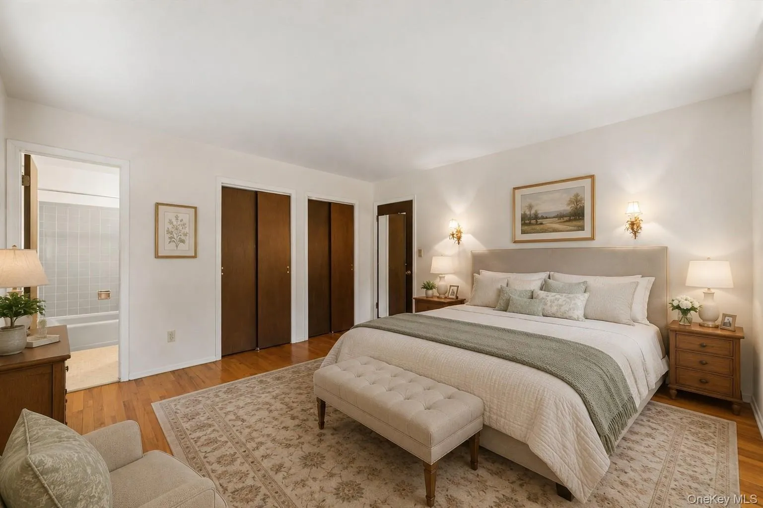 Virtually staged to gauge space. Virtually staged to gauge space.