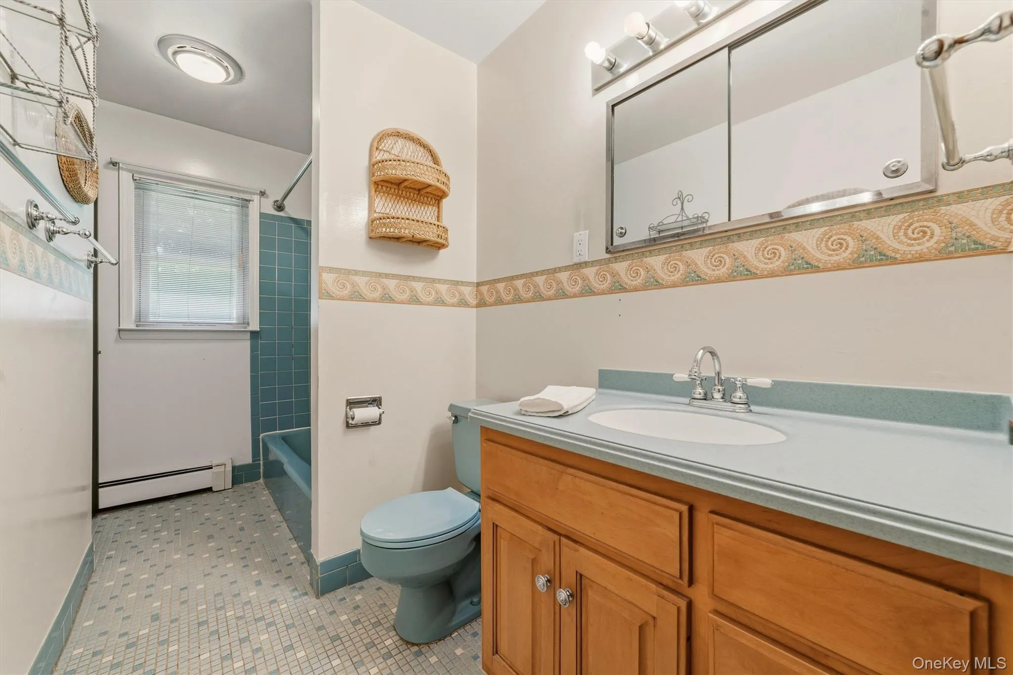 Extra large hall bath with tub. Extra large hall bath with tub.