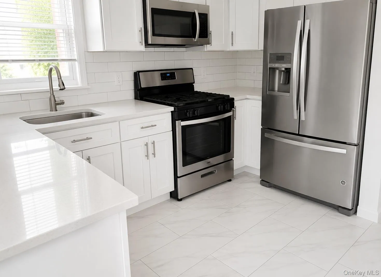 162 Colonial Avenue, North Hempstead, NY, 4 Bedrooms Bedrooms, 6 Rooms Rooms,1 BathroomBathrooms,Residential Lease,For Rent,Colonial,0,1013281 162 Colonial Avenue, North Hempstead, NY, 4 Bedrooms Bedrooms, 6 Rooms Rooms,1 BathroomBathrooms,Residential Lease,For Rent,Colonial,0,1013281