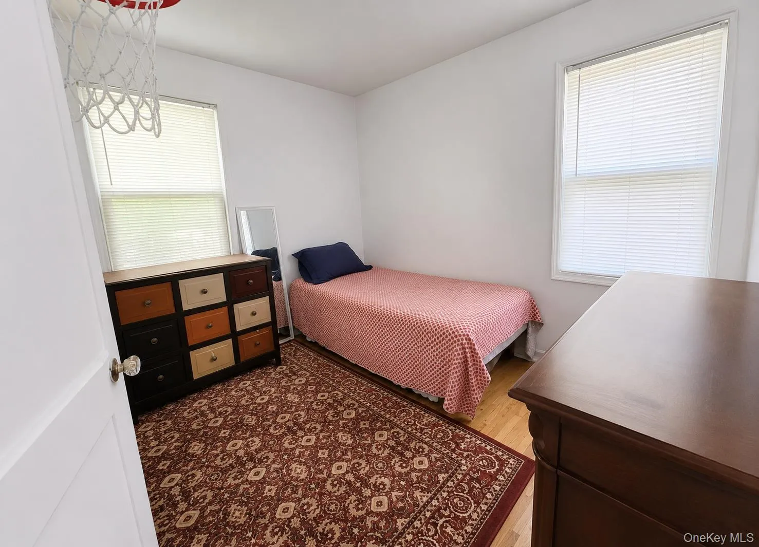 162 Colonial Avenue, North Hempstead, NY, 4 Bedrooms Bedrooms, 6 Rooms Rooms,1 BathroomBathrooms,Residential Lease,For Rent,Colonial,0,1013281 162 Colonial Avenue, North Hempstead, NY, 4 Bedrooms Bedrooms, 6 Rooms Rooms,1 BathroomBathrooms,Residential Lease,For Rent,Colonial,0,1013281