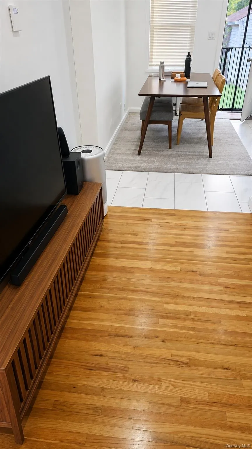 162 Colonial Avenue, North Hempstead, NY, 4 Bedrooms Bedrooms, 6 Rooms Rooms,1 BathroomBathrooms,Residential Lease,For Rent,Colonial,0,1013281 162 Colonial Avenue, North Hempstead, NY, 4 Bedrooms Bedrooms, 6 Rooms Rooms,1 BathroomBathrooms,Residential Lease,For Rent,Colonial,0,1013281